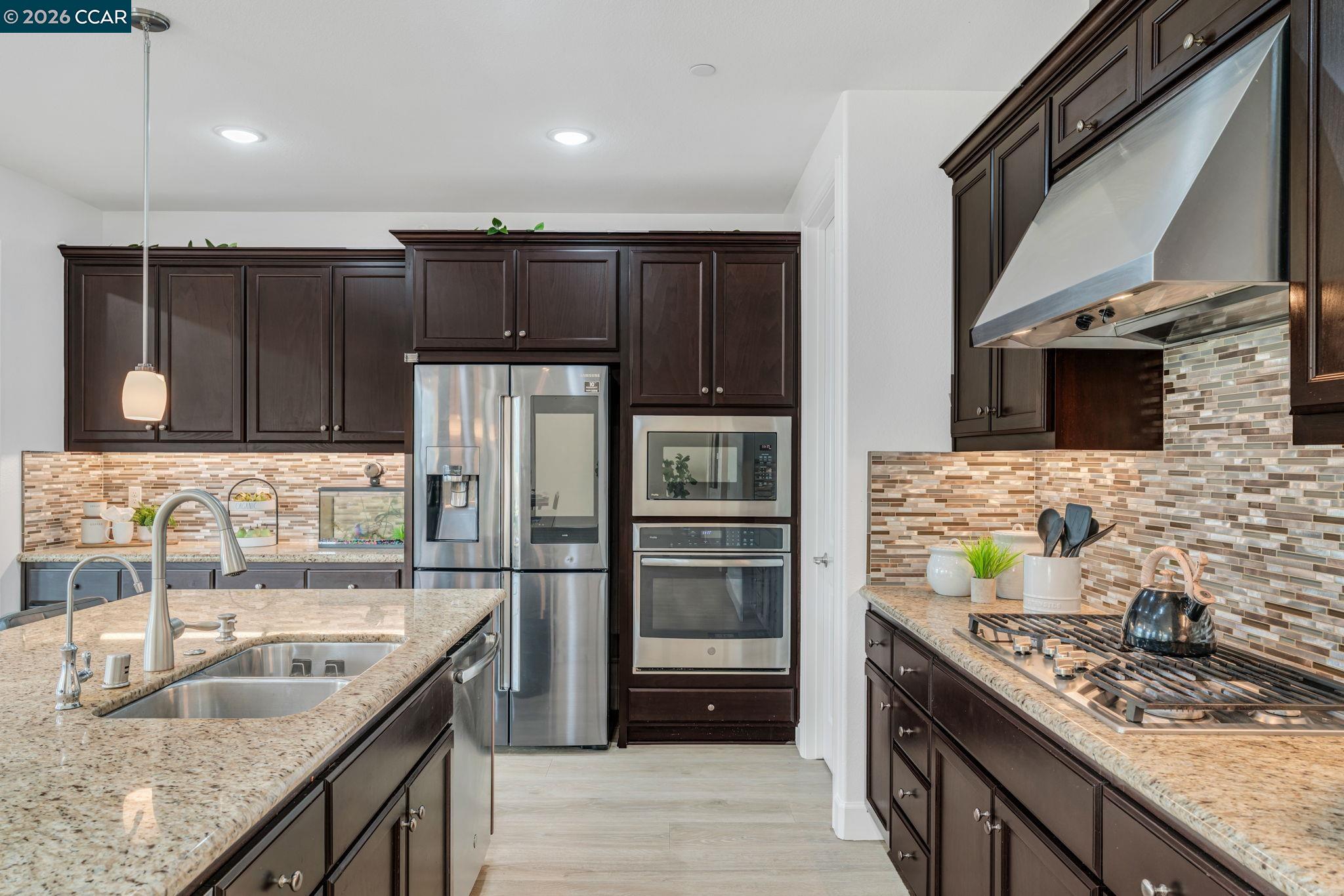 1553 S Perkins Place