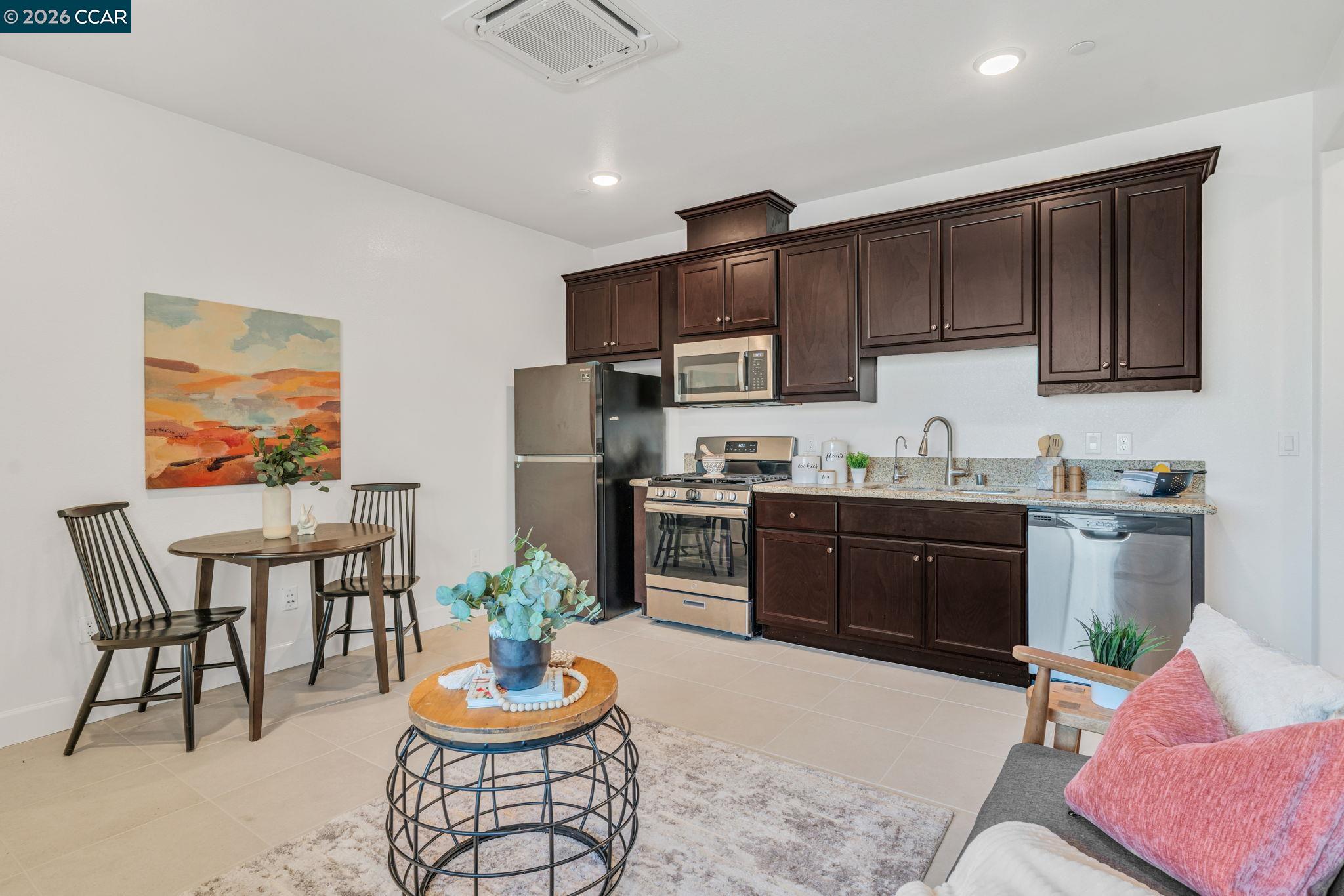 1553 S Perkins Place