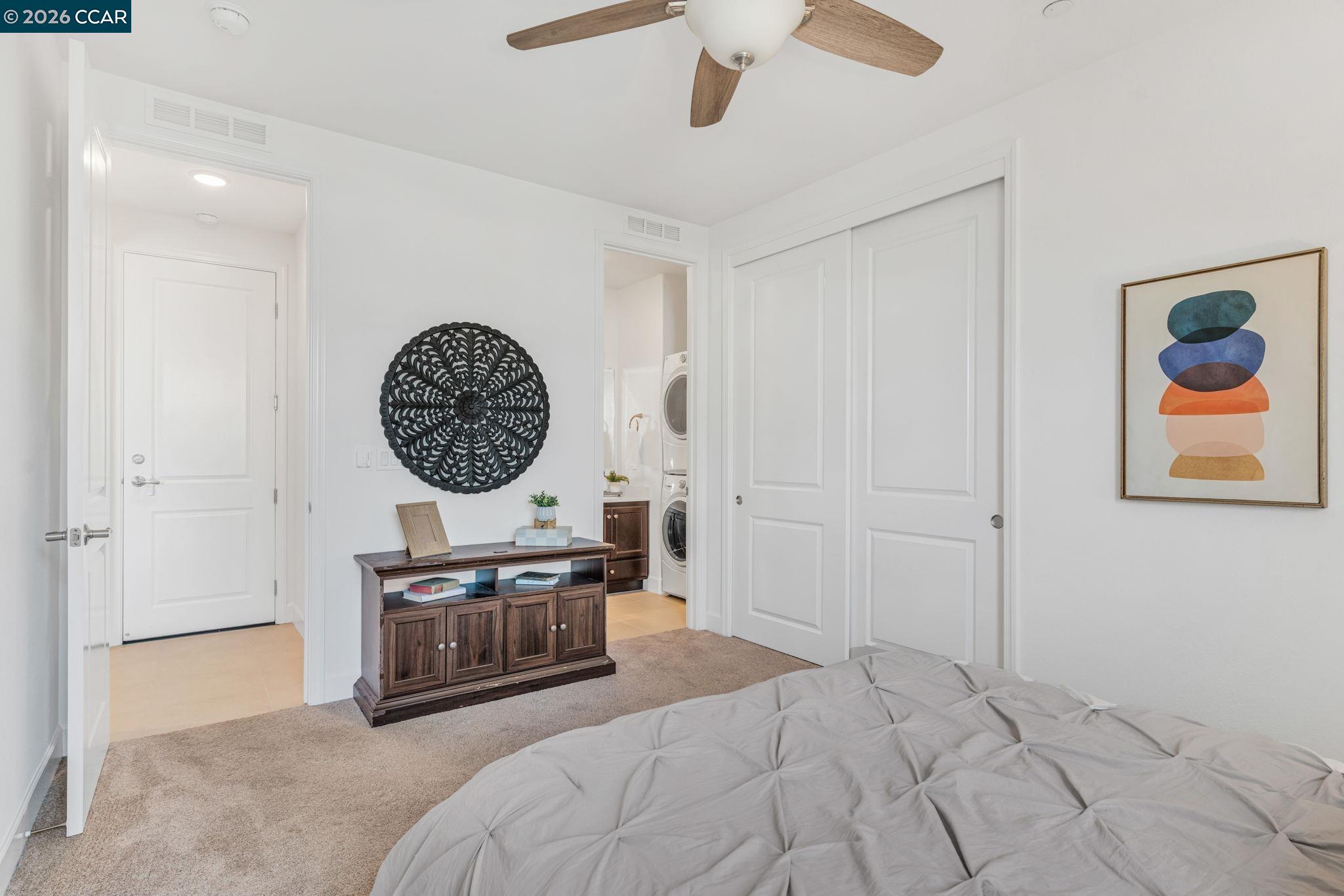 1553 S Perkins Place