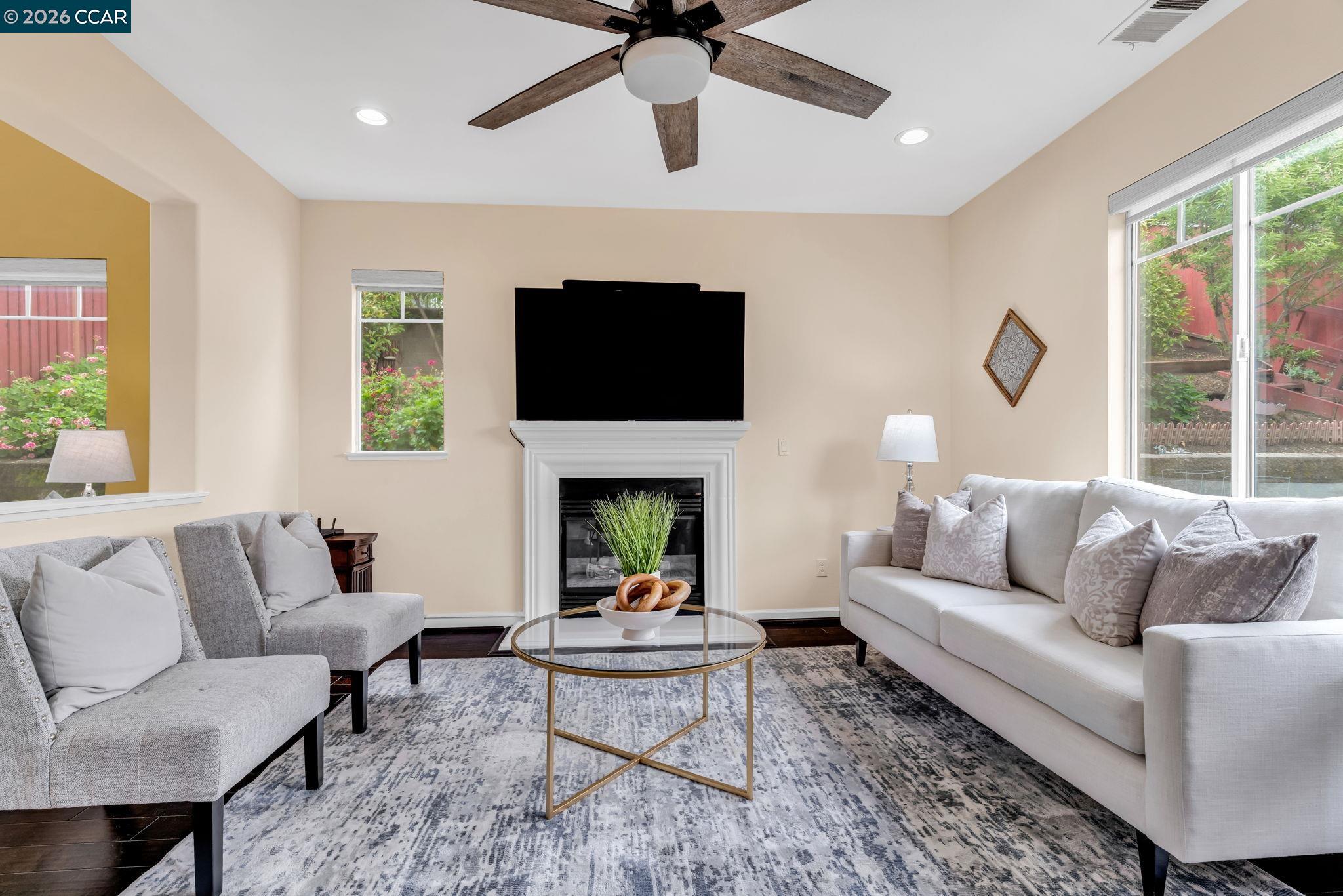 125 Shadowhill Cir