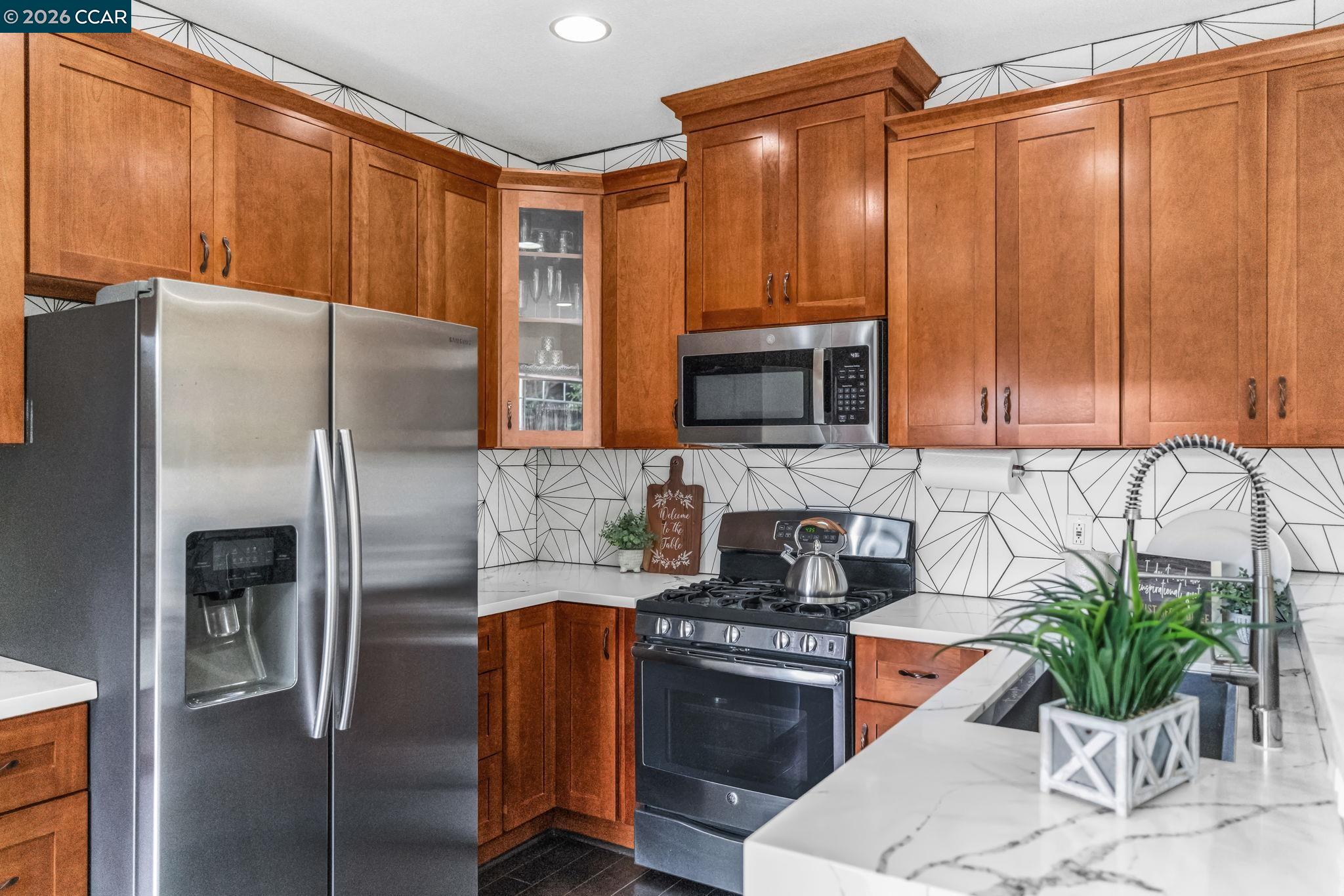 125 Shadowhill Cir