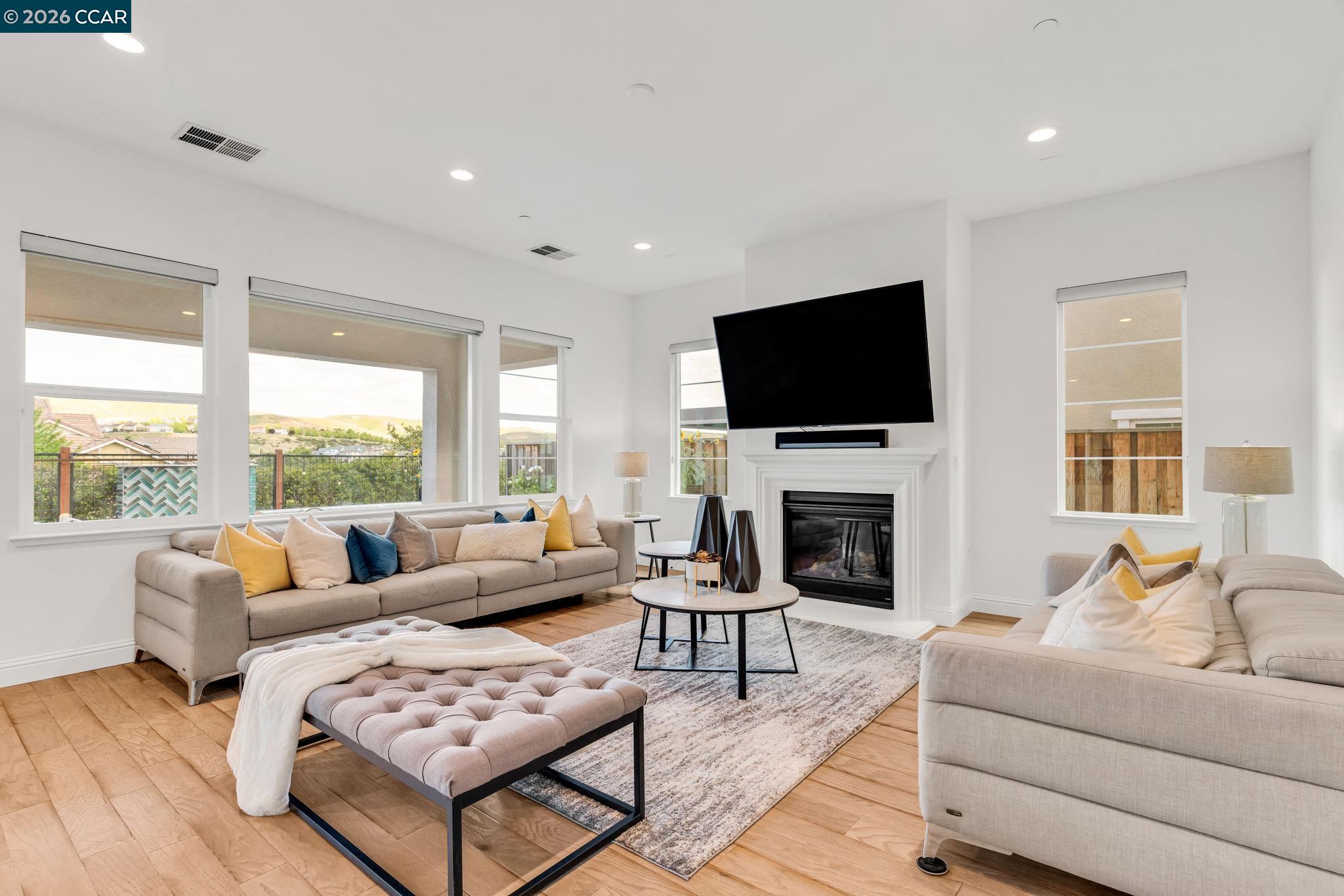 6937 Atlas Peak Dr
