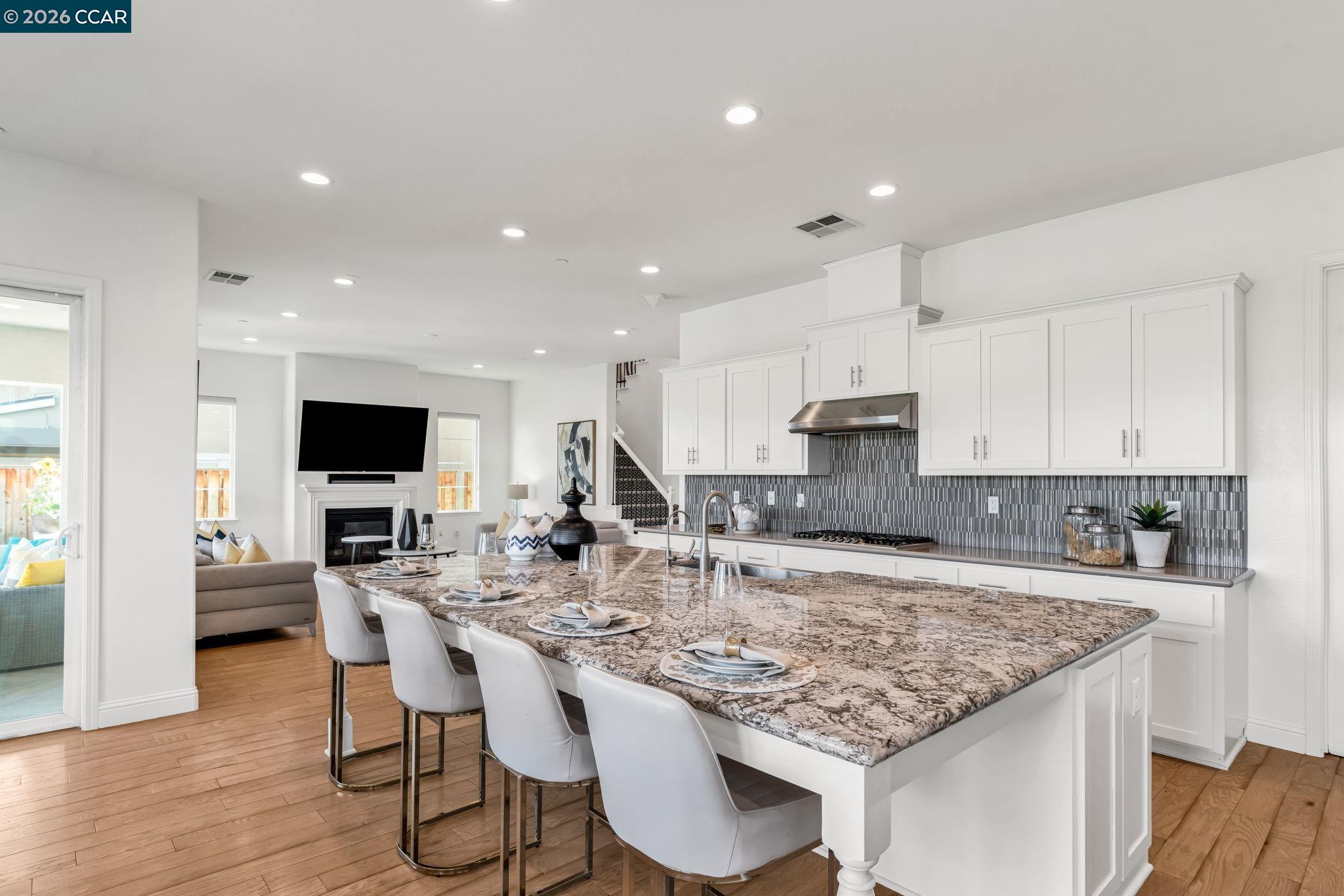 6937 Atlas Peak Dr