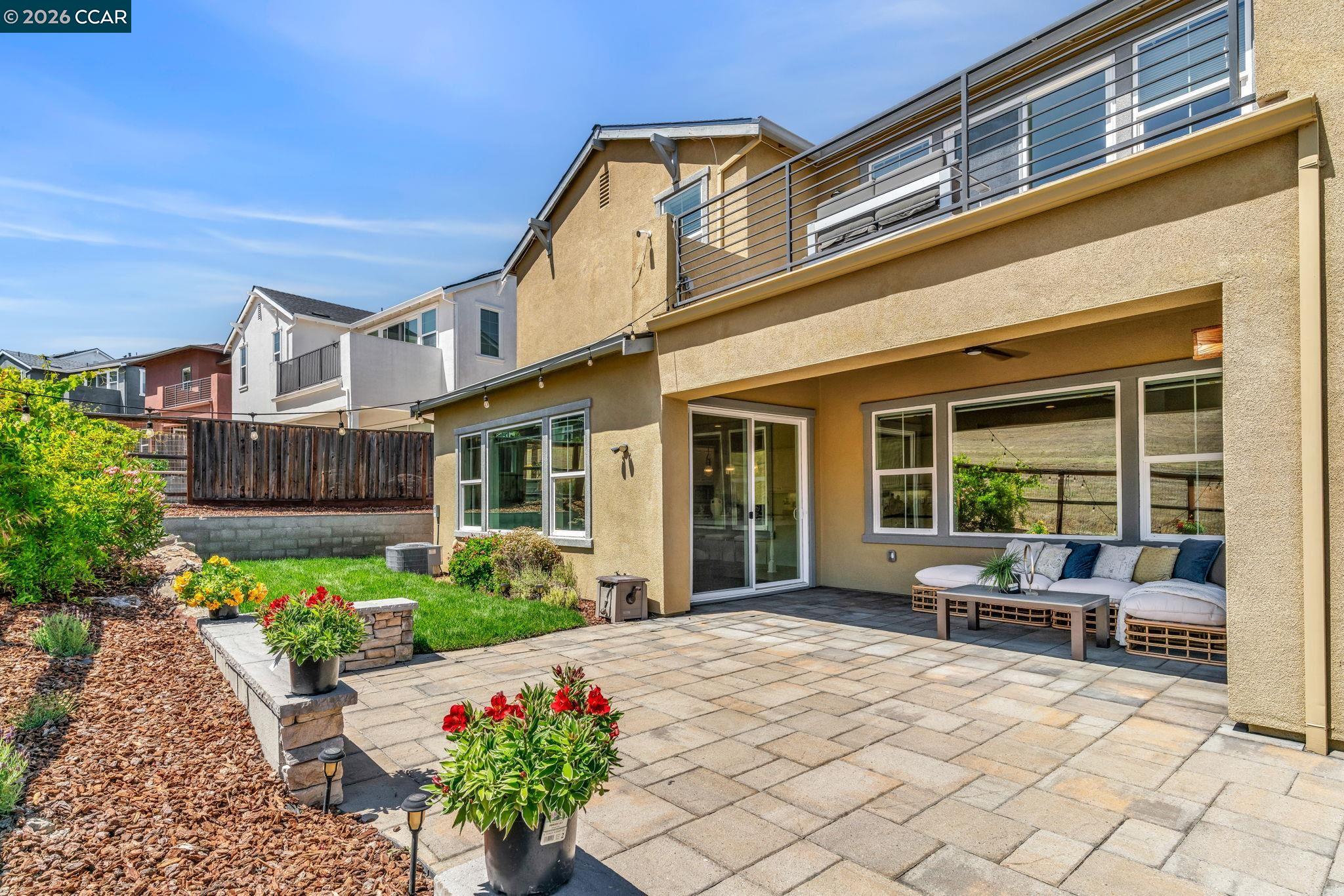 4252 Oak Knoll Dr