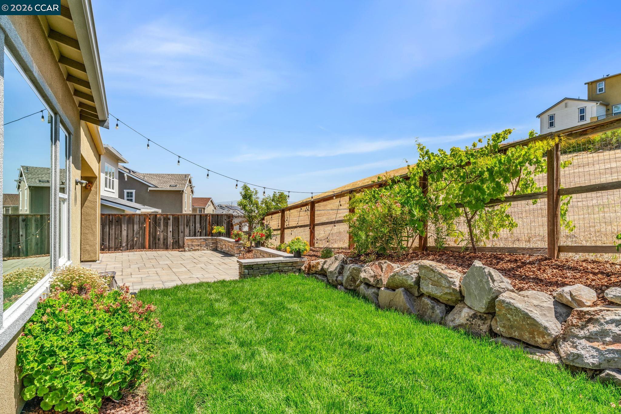 4252 Oak Knoll Dr