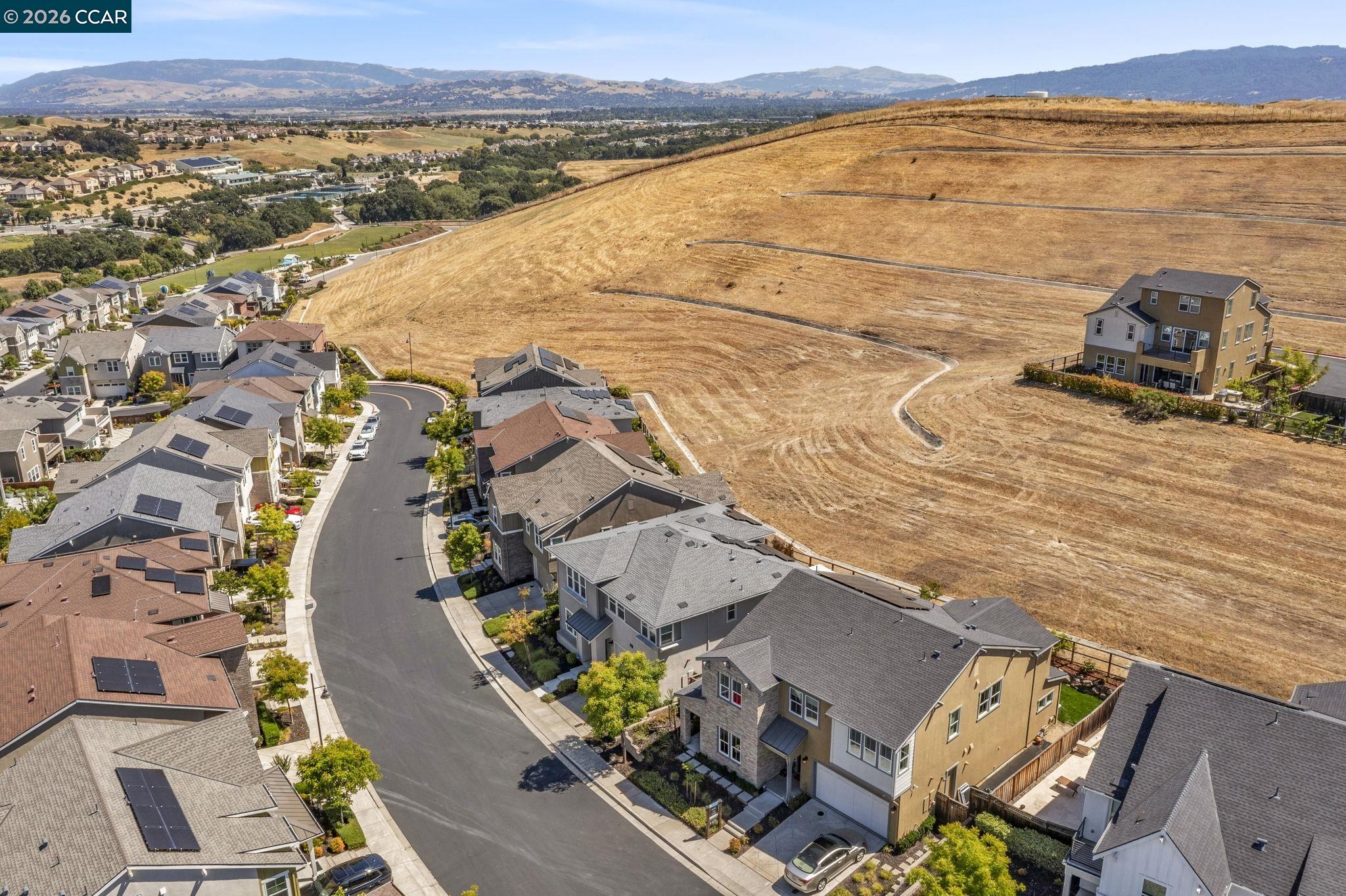4252 Oak Knoll Dr