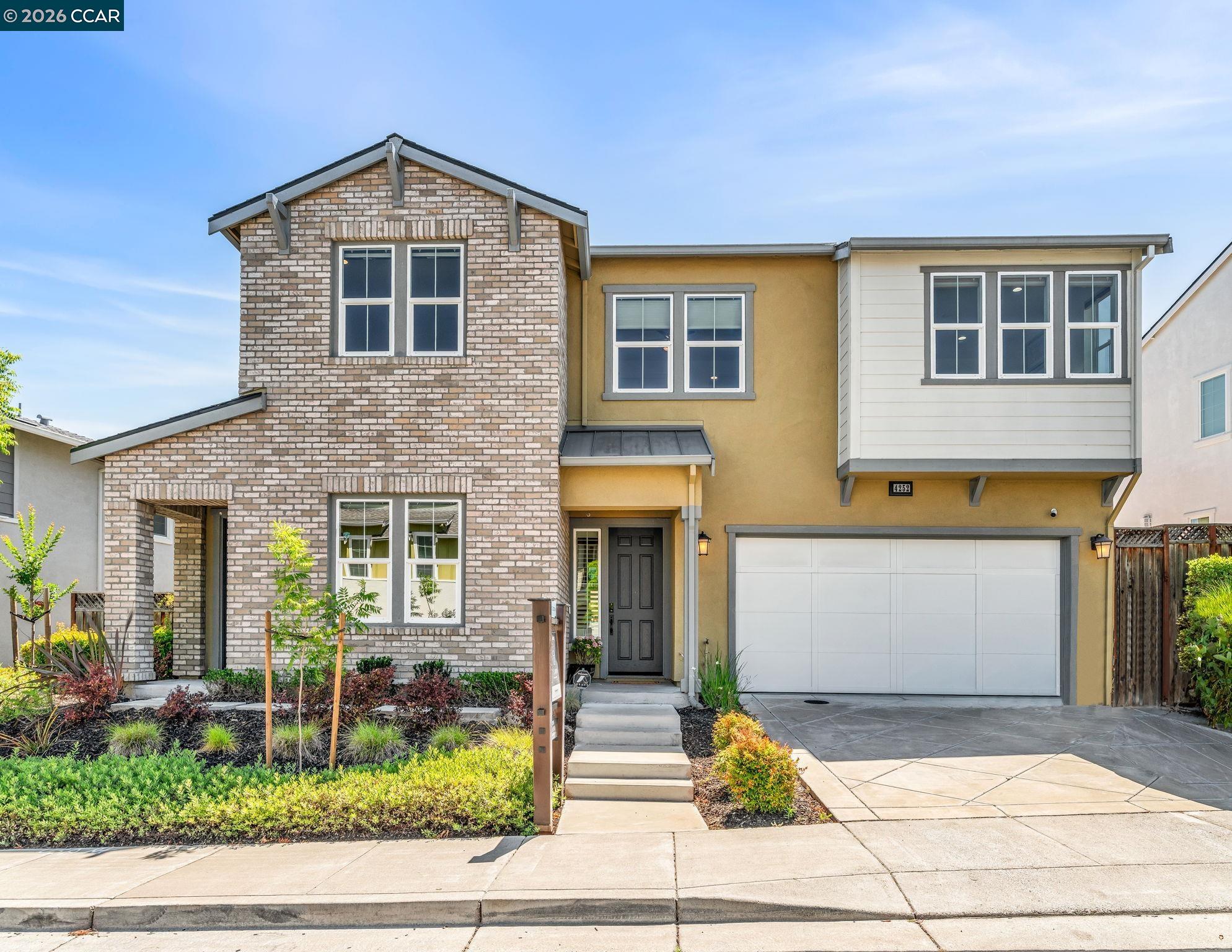4252 Oak Knoll Dr