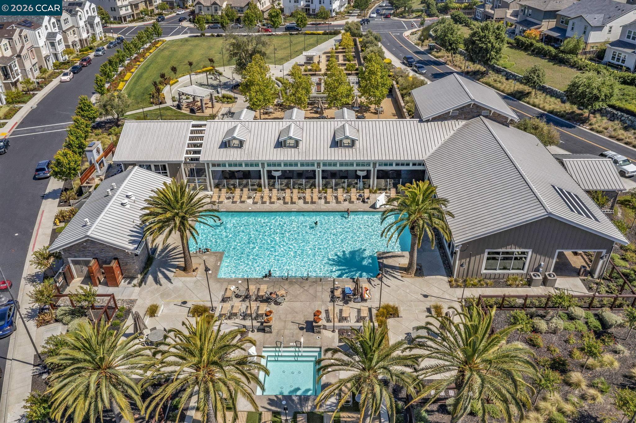 4252 Oak Knoll Dr
