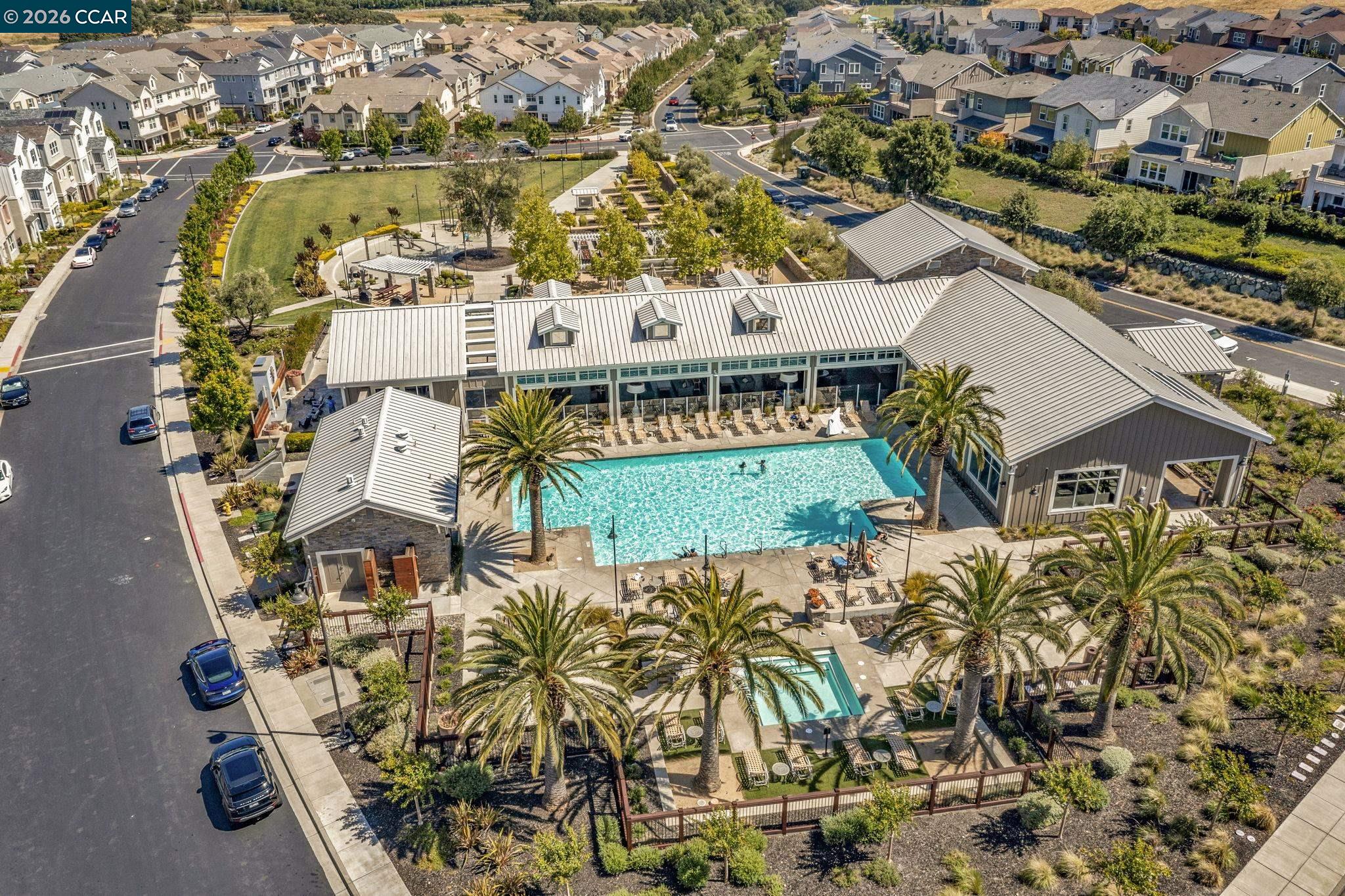 4252 Oak Knoll Dr