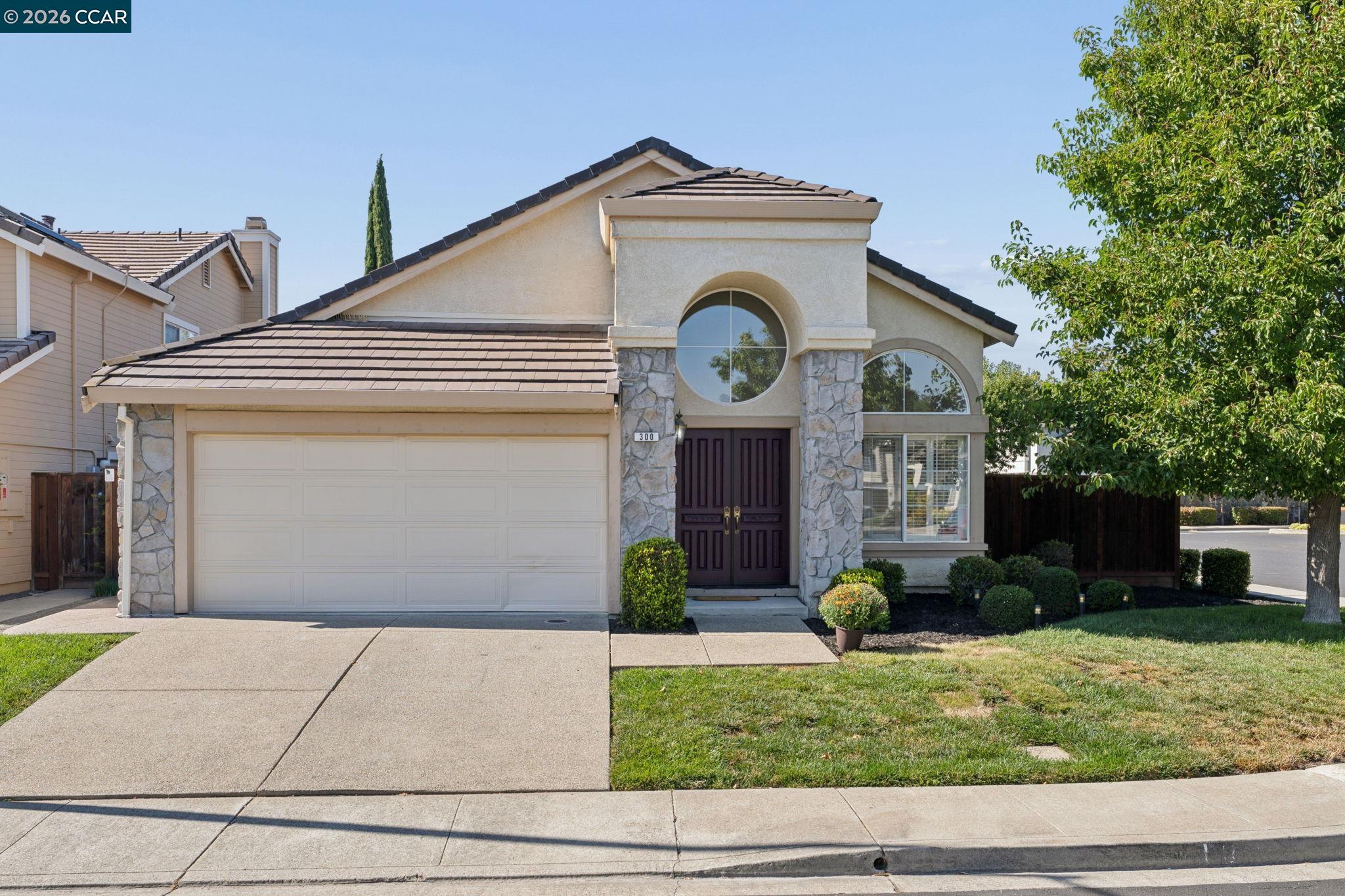 300 Fiddle Creek Pl