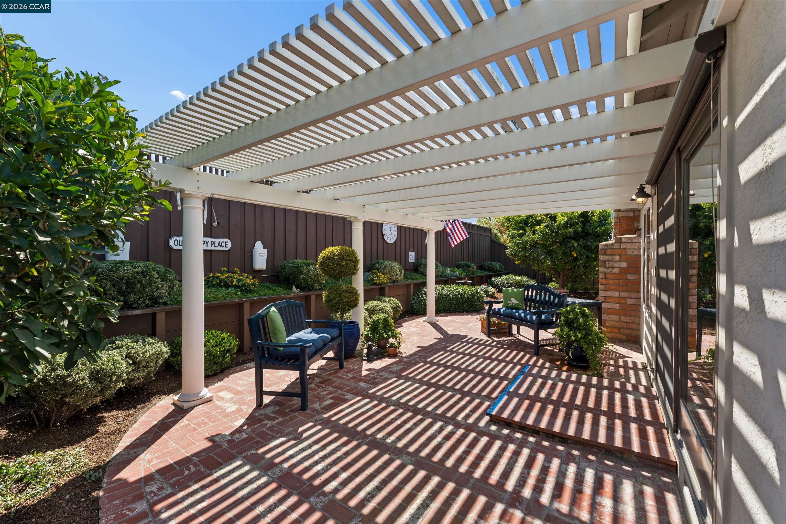 1091 Harvest Cir