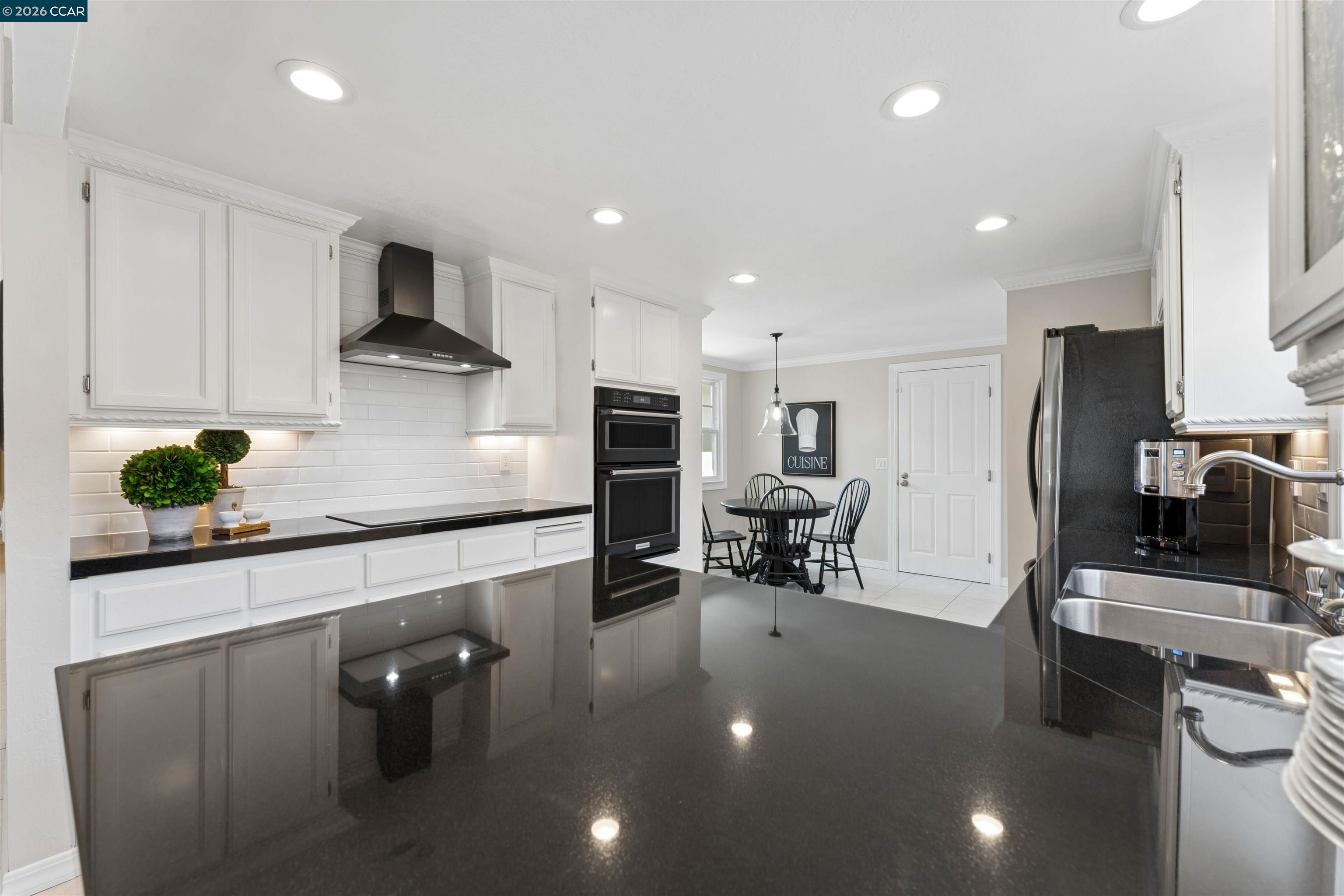 1091 Harvest Cir