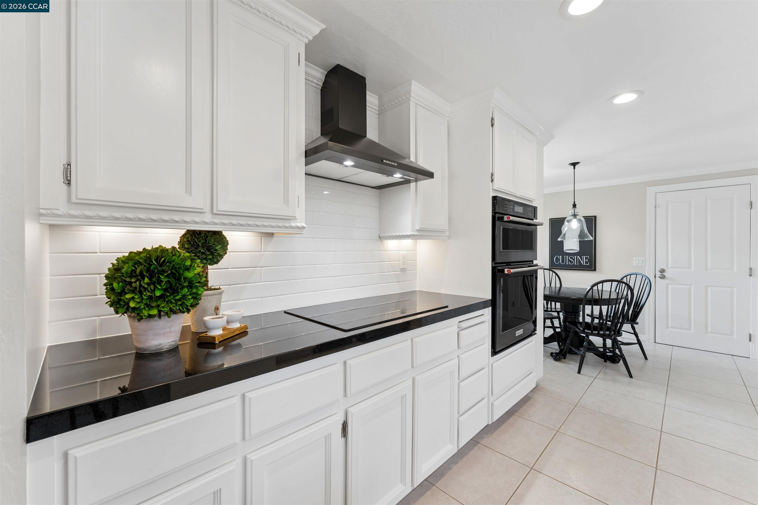 1091 Harvest Cir