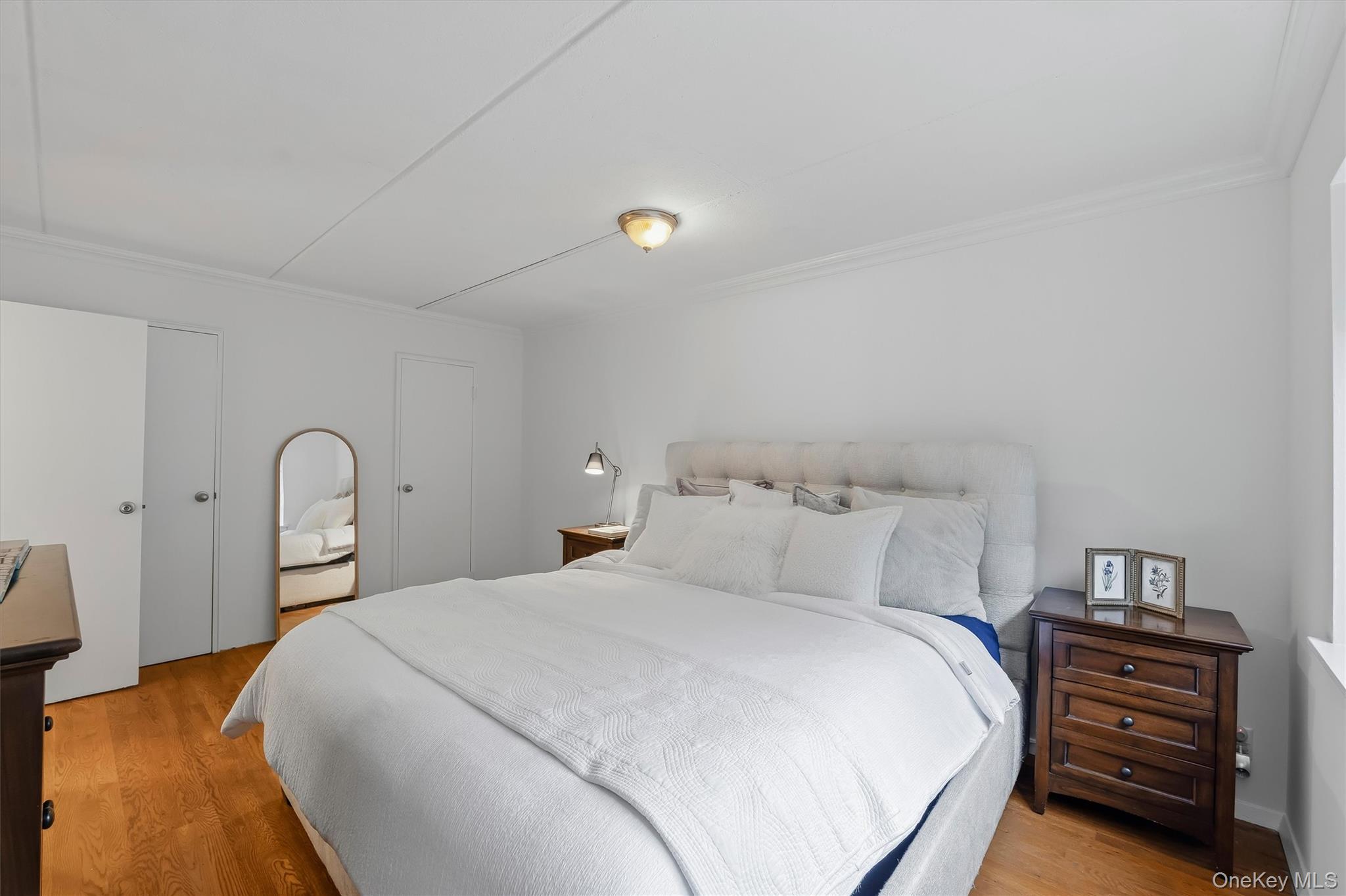 412 Benedict Avenue Unit: 3B