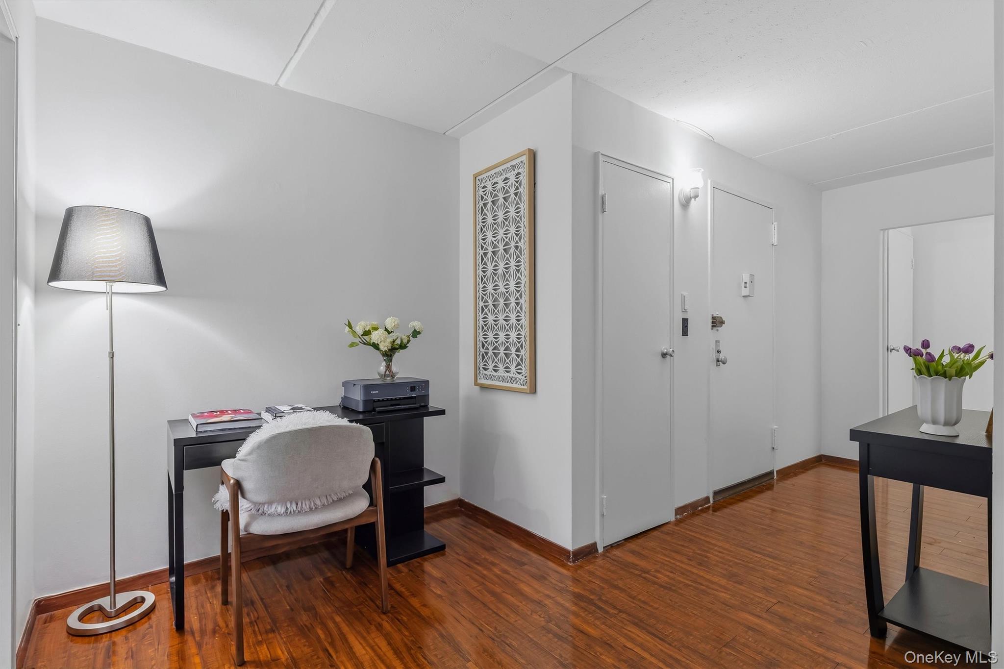 412 Benedict Avenue Unit: 3B