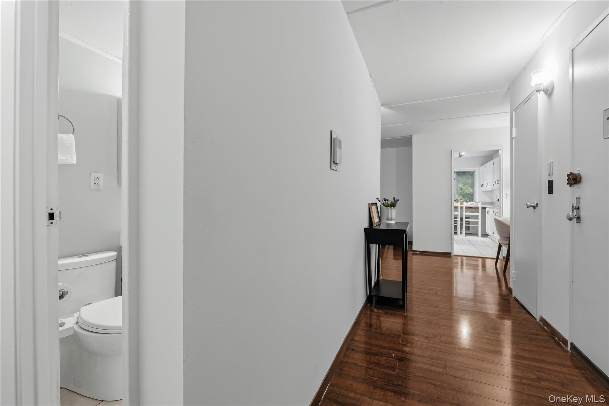 412 Benedict Avenue Unit: 3B