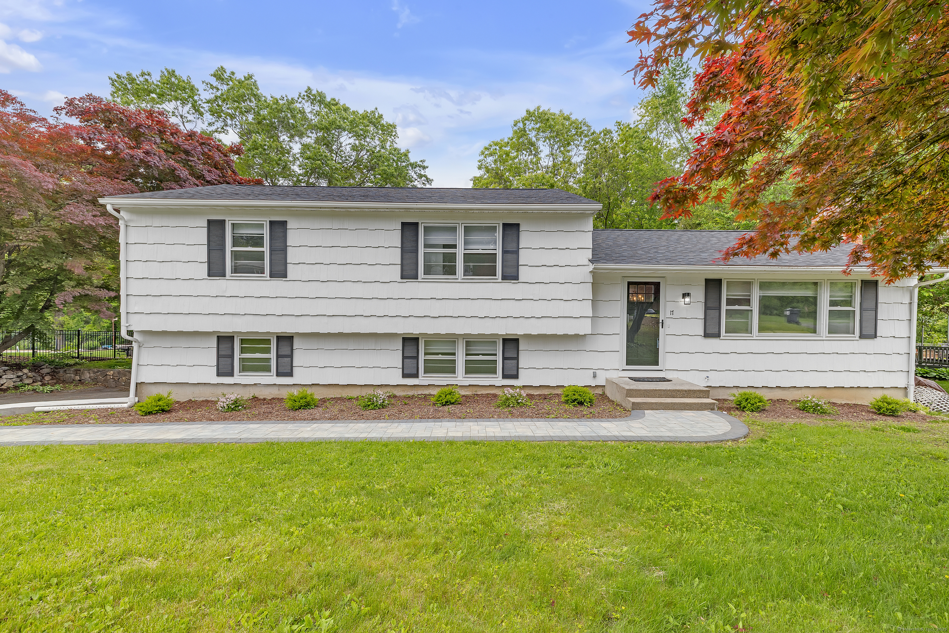 17 Ridgedale Road