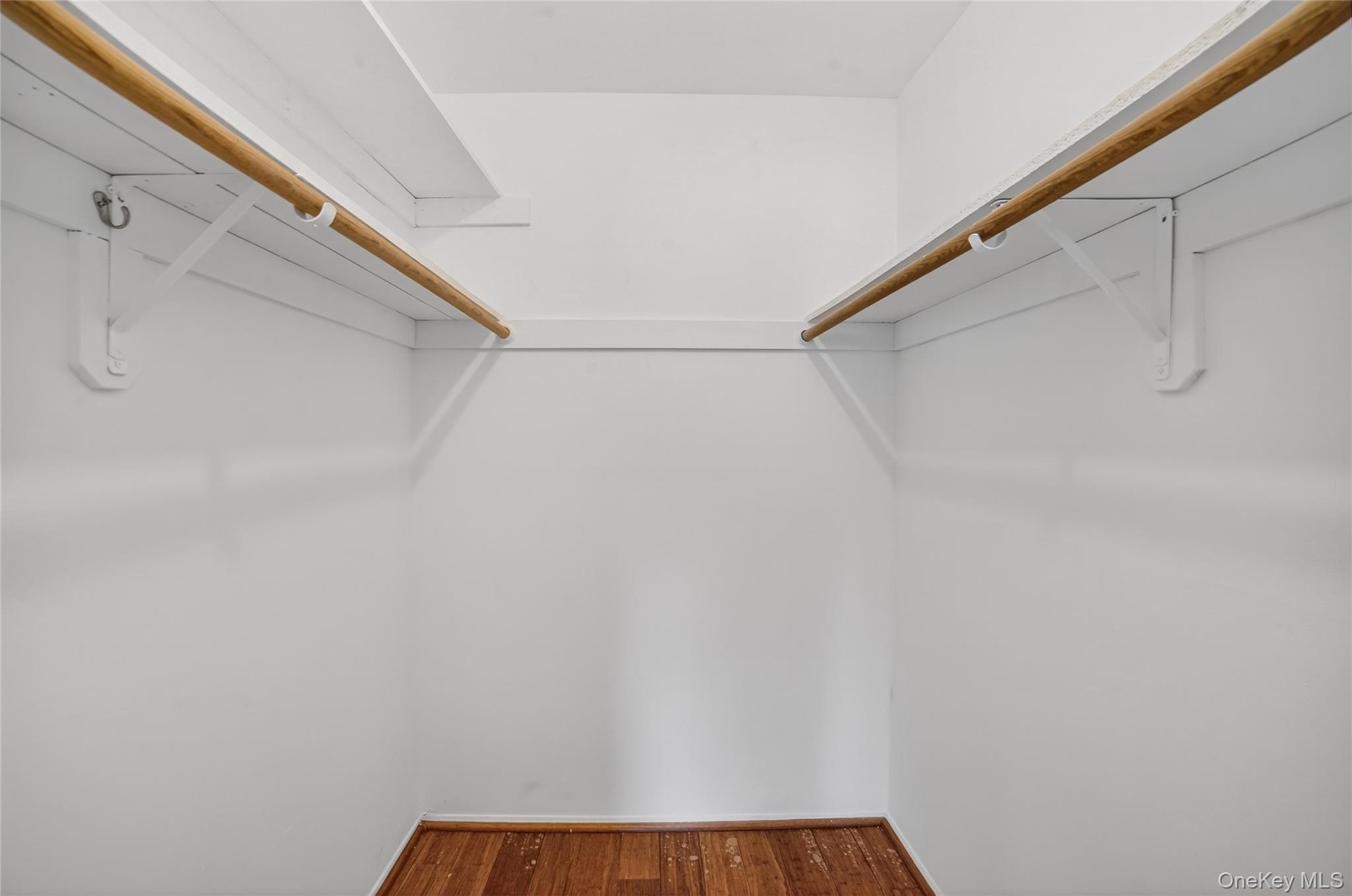 18 Granada Crescent Unit: 14