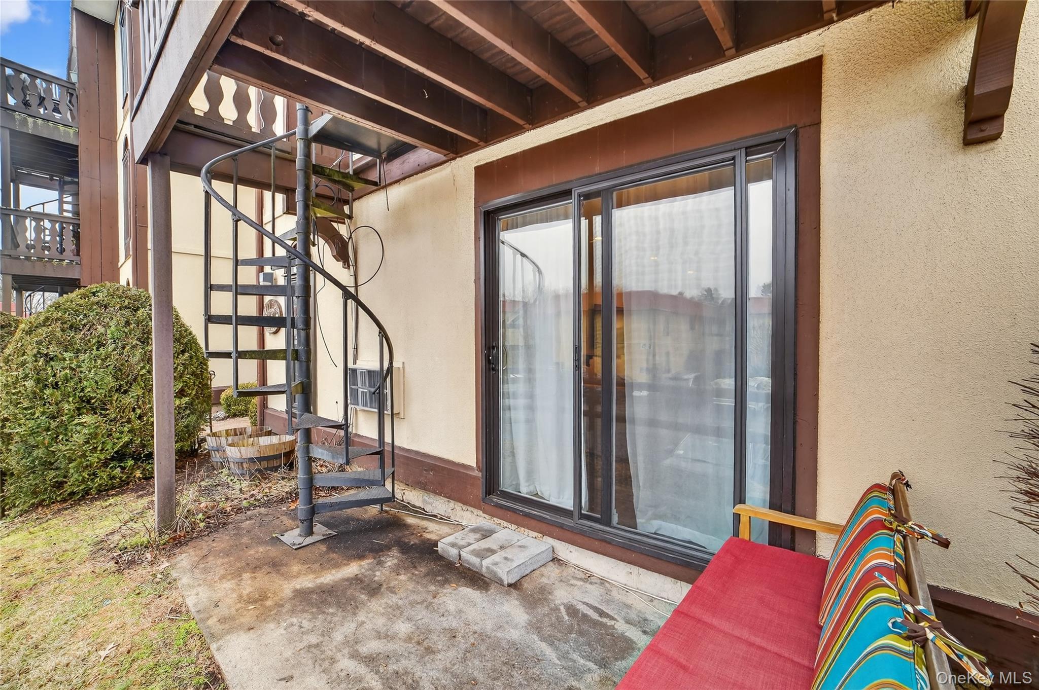 18 Granada Crescent Unit: 14