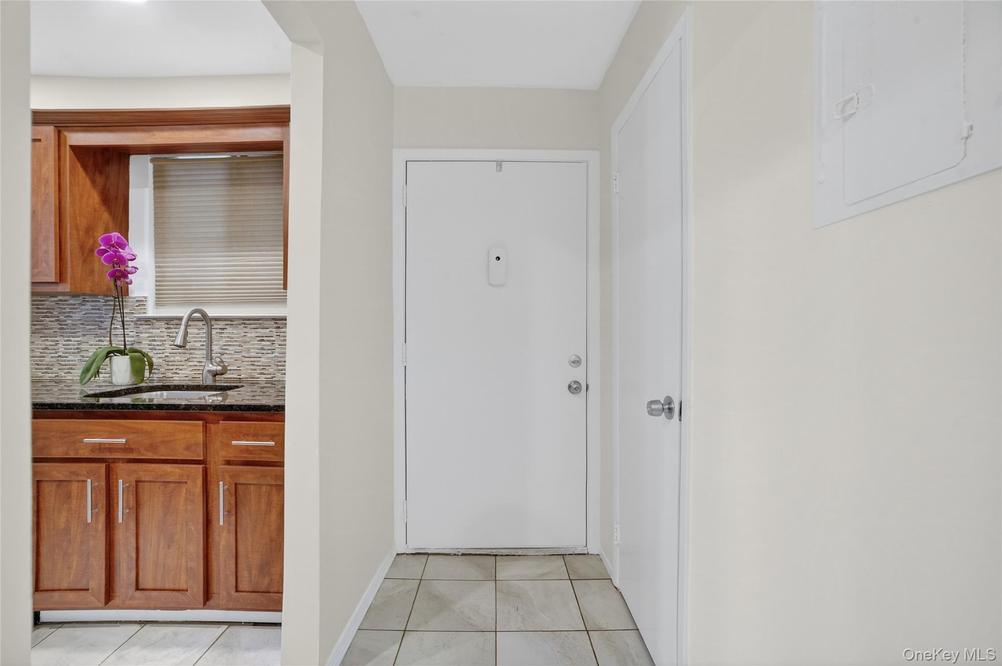 18 Granada Crescent Unit: 14