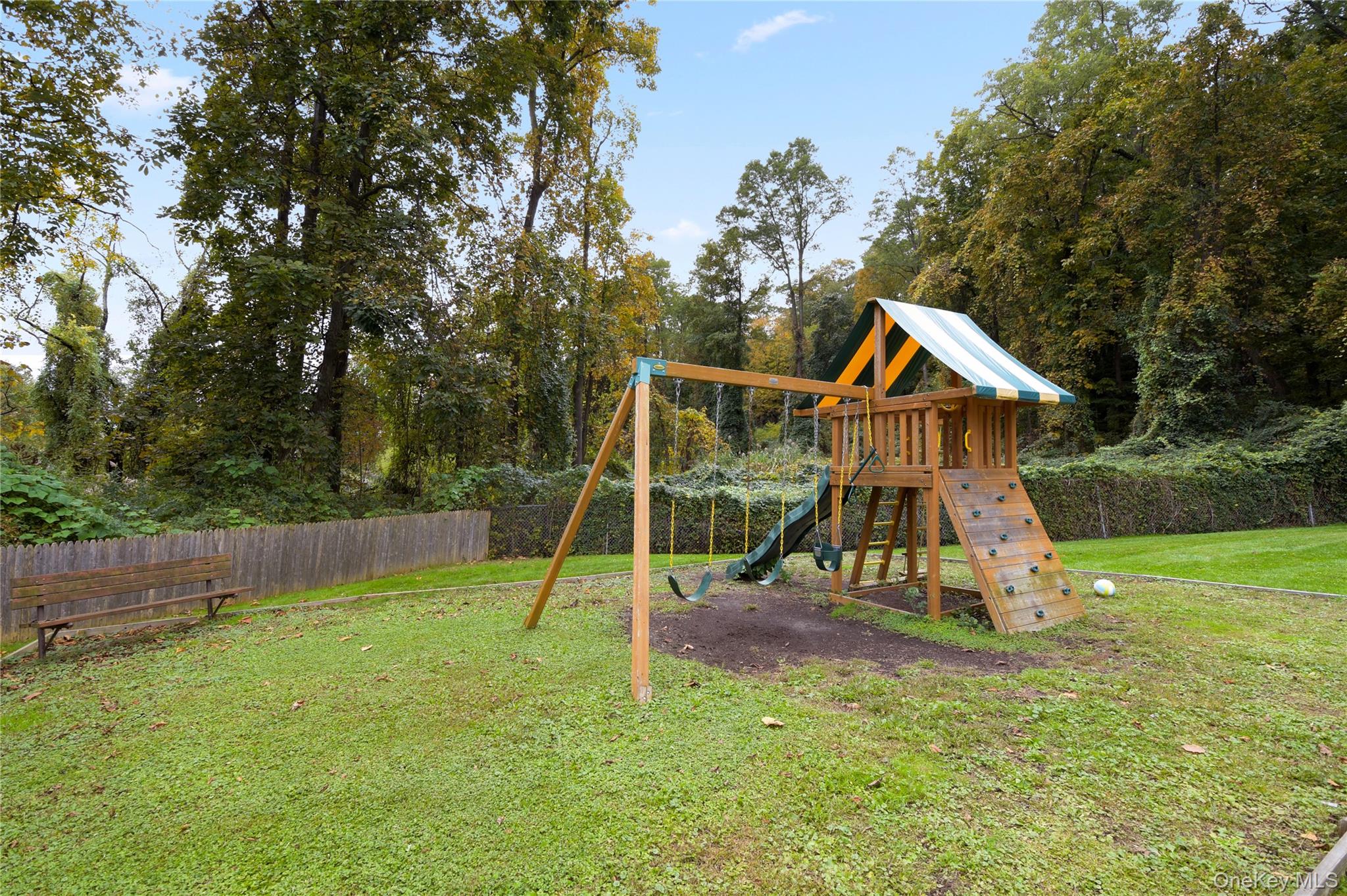 18 Granada Crescent Unit: 14