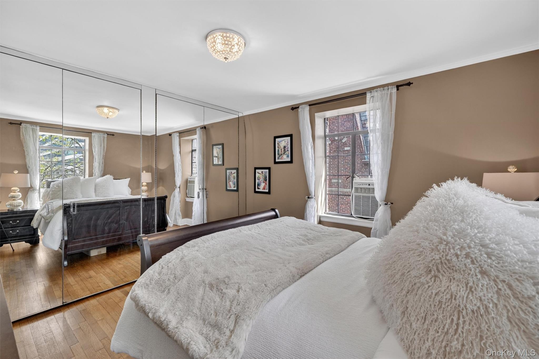 20 N Broadway Unit: O372