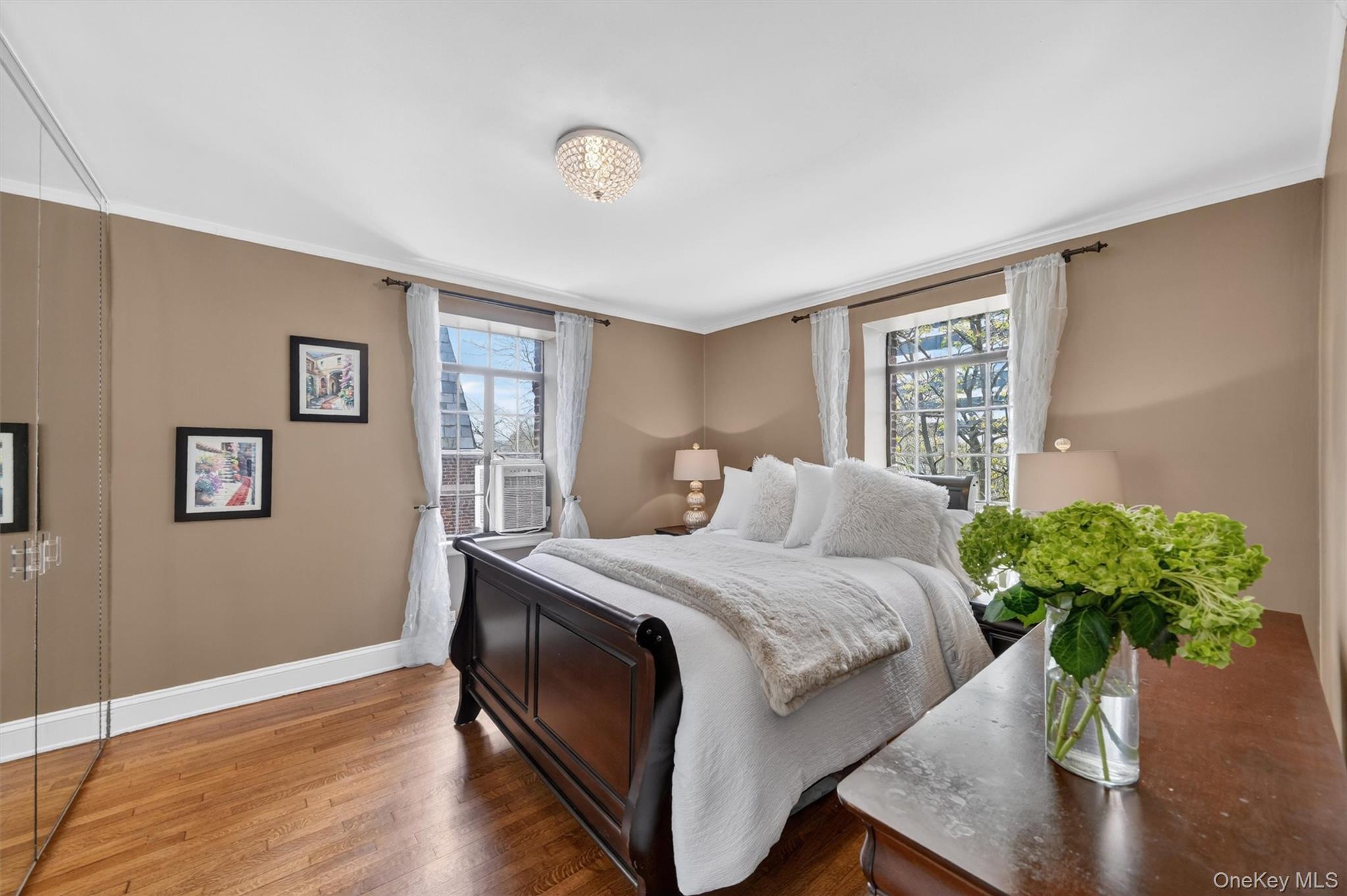 20 N Broadway Unit: O372