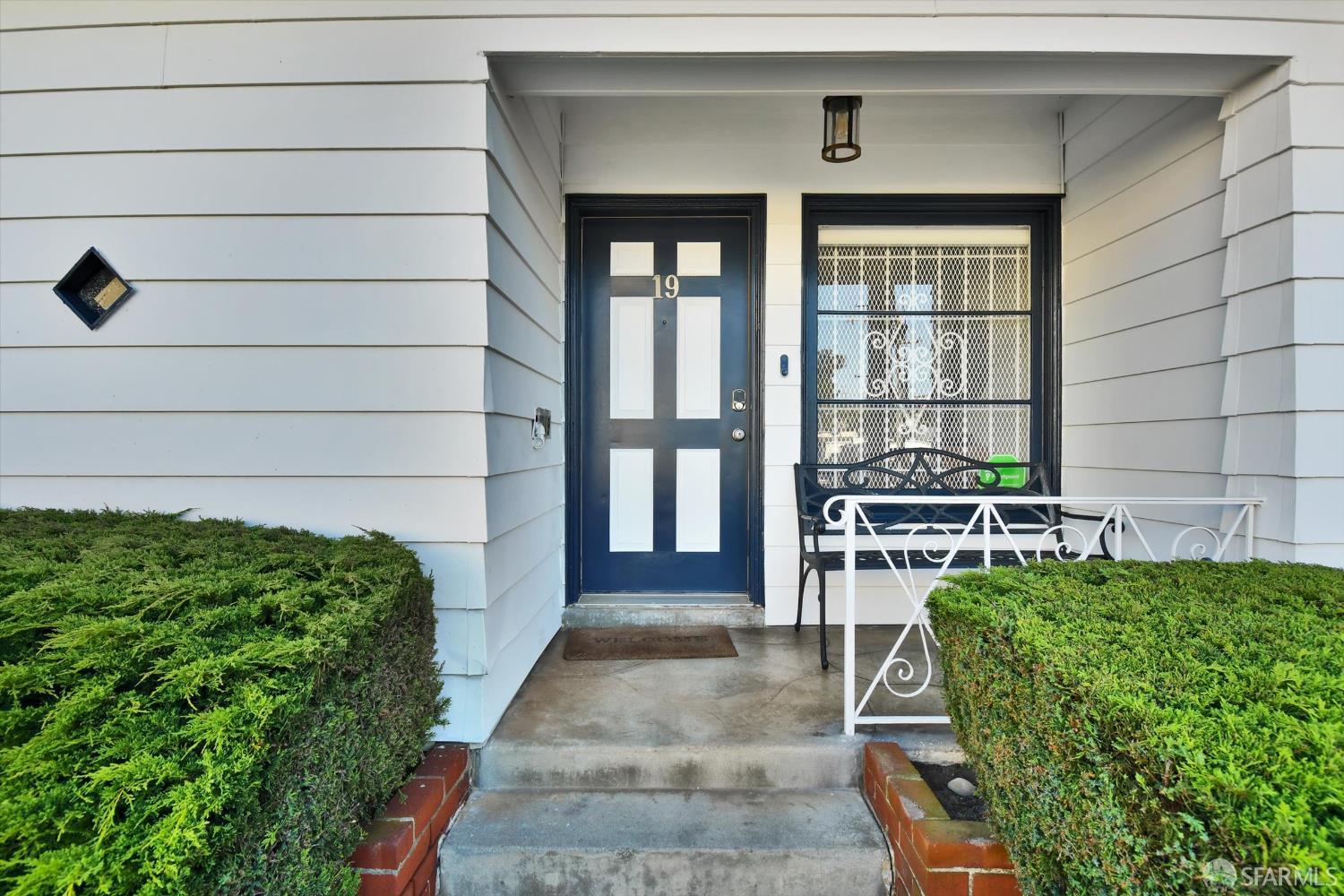 19 Robinson Drive