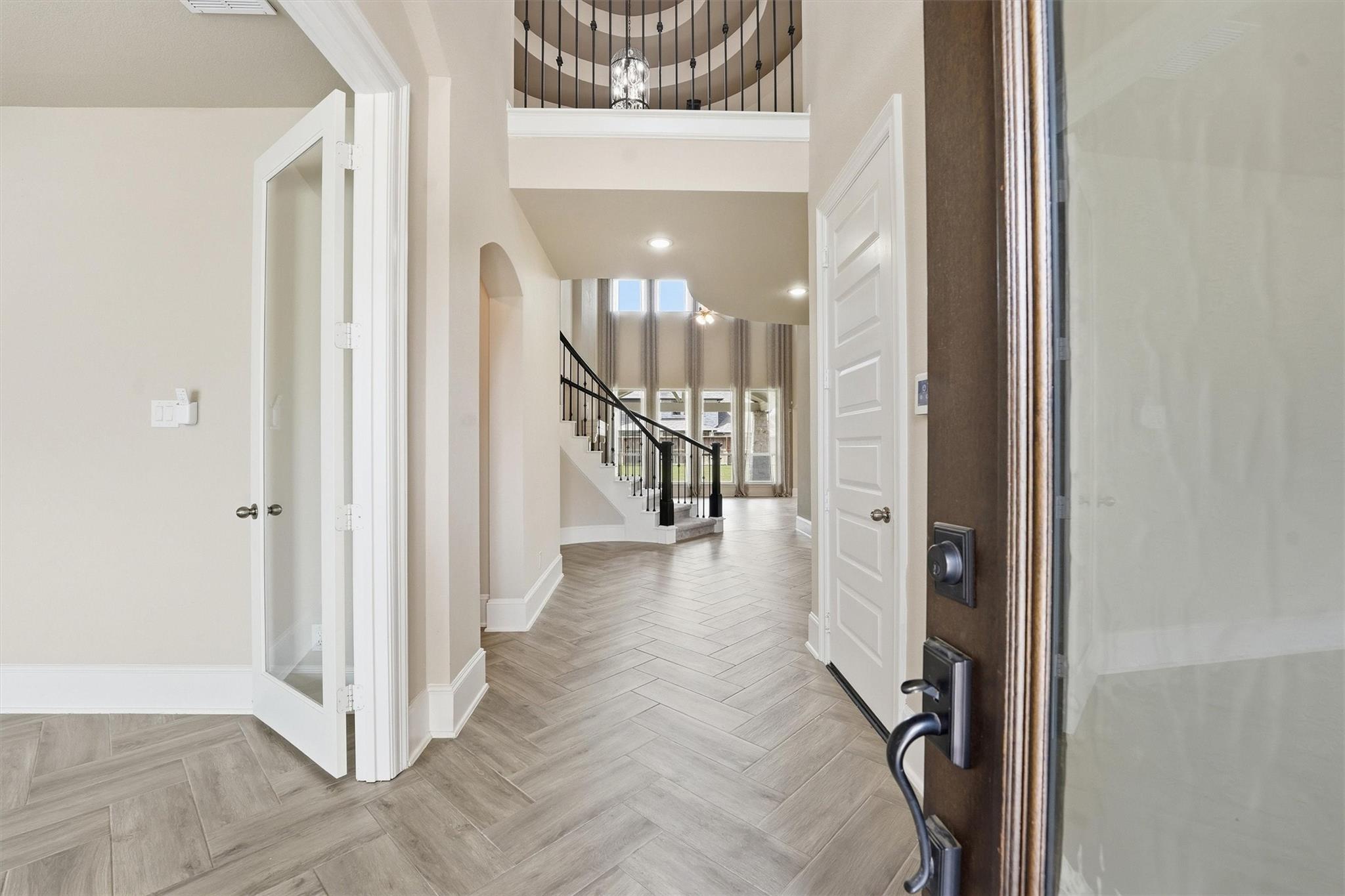 8673 Burdekin Road