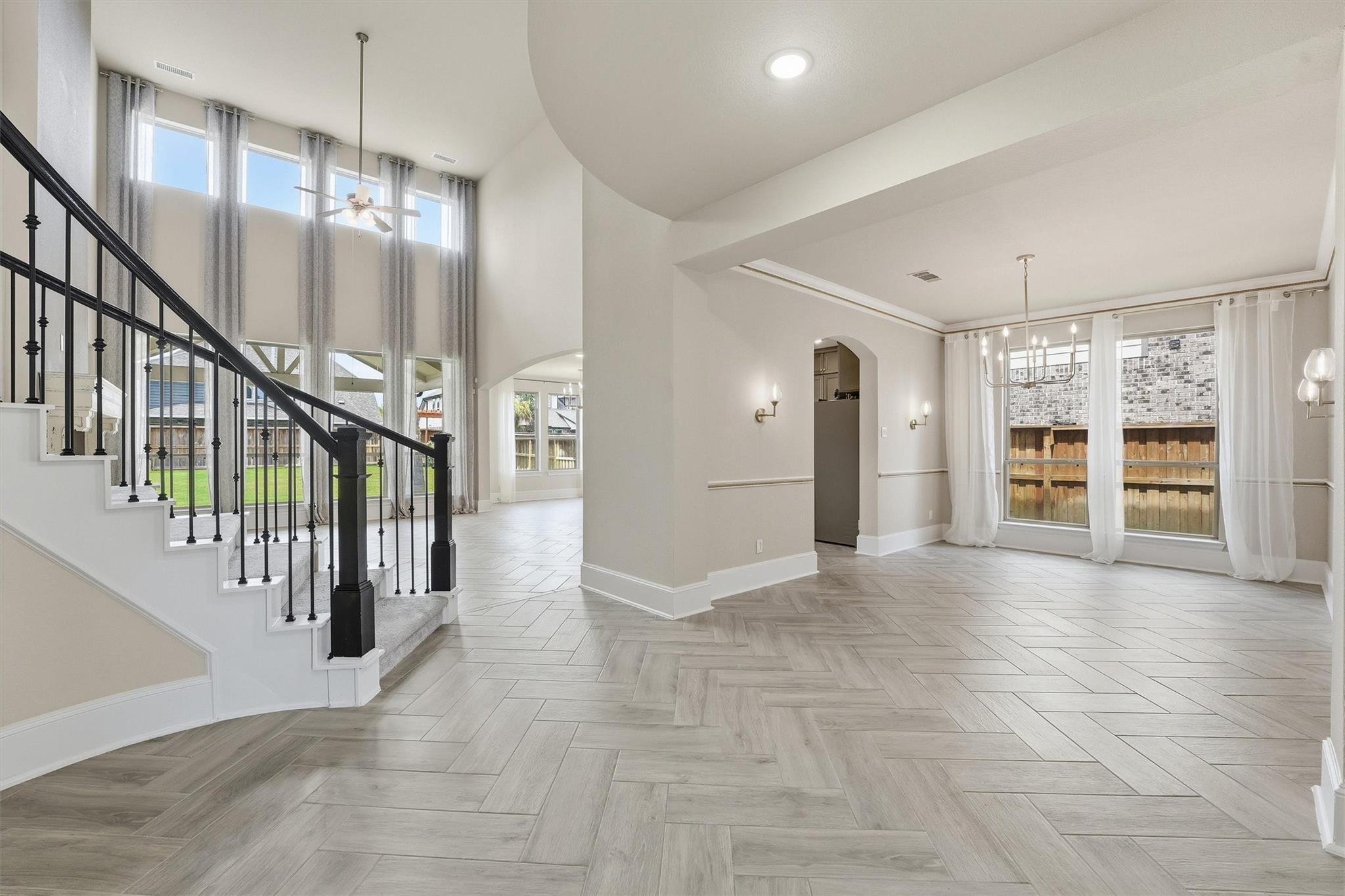 8673 Burdekin Road