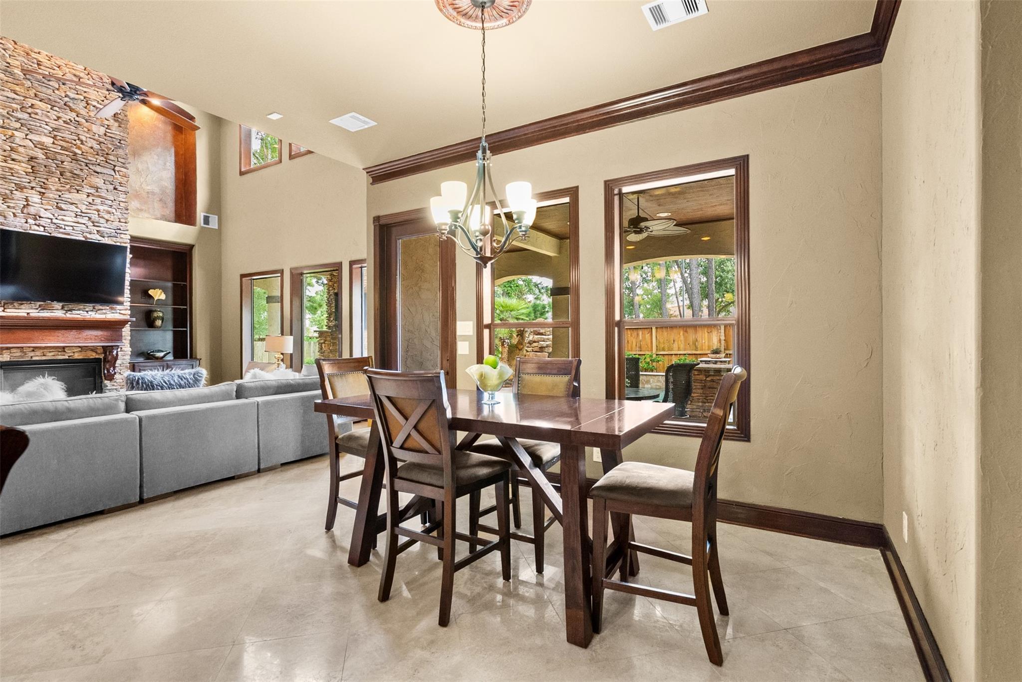 7511 Raes Creek Drive