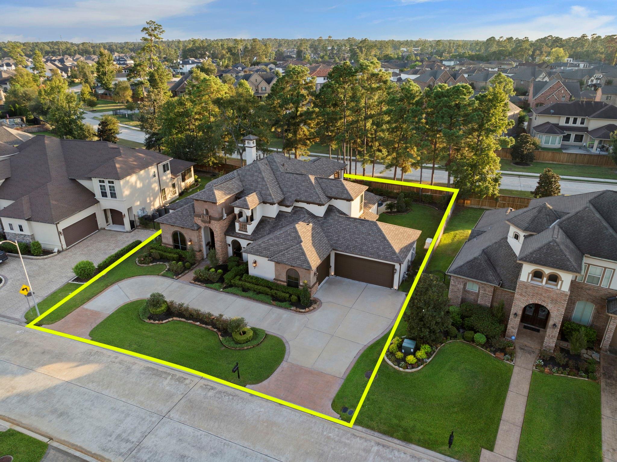 7511 Raes Creek Drive