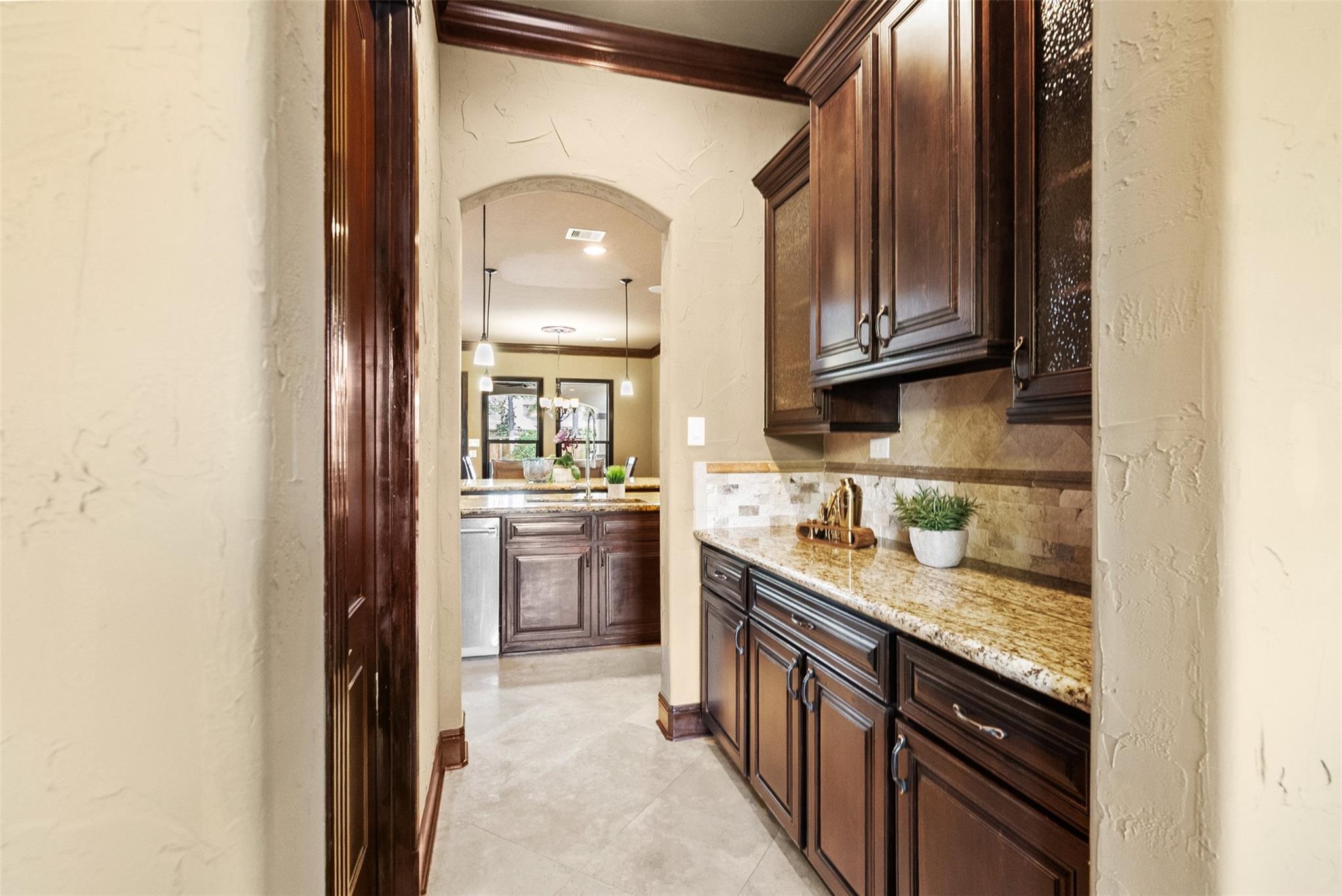 7511 Raes Creek Drive