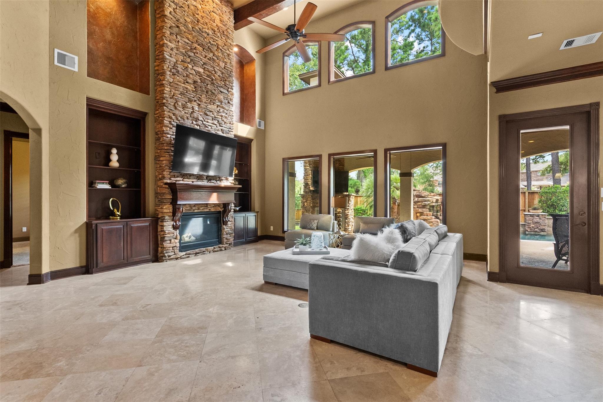7511 Raes Creek Drive
