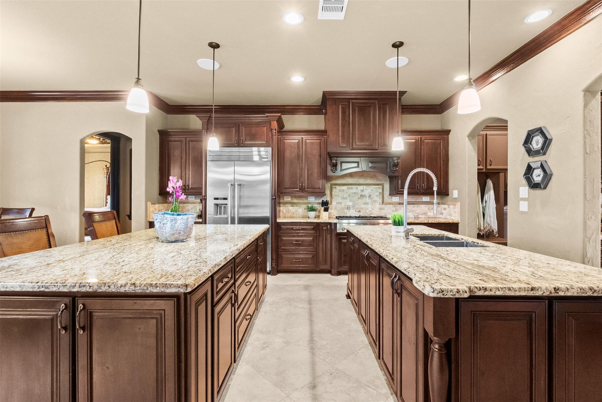 7511 Raes Creek Drive