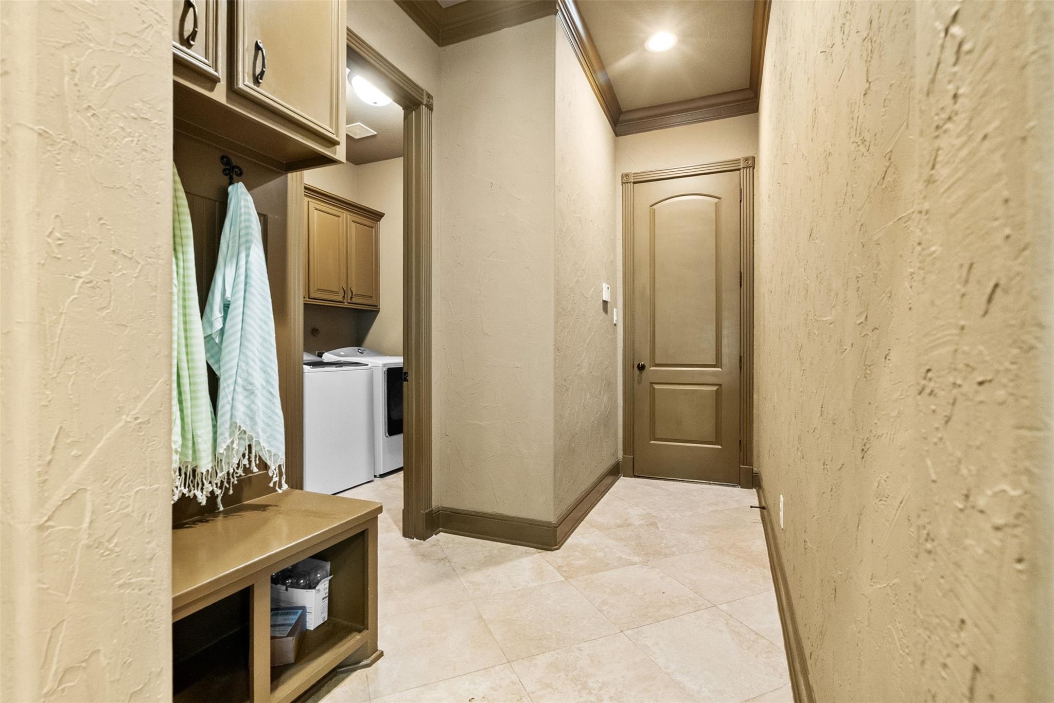 7511 Raes Creek Drive