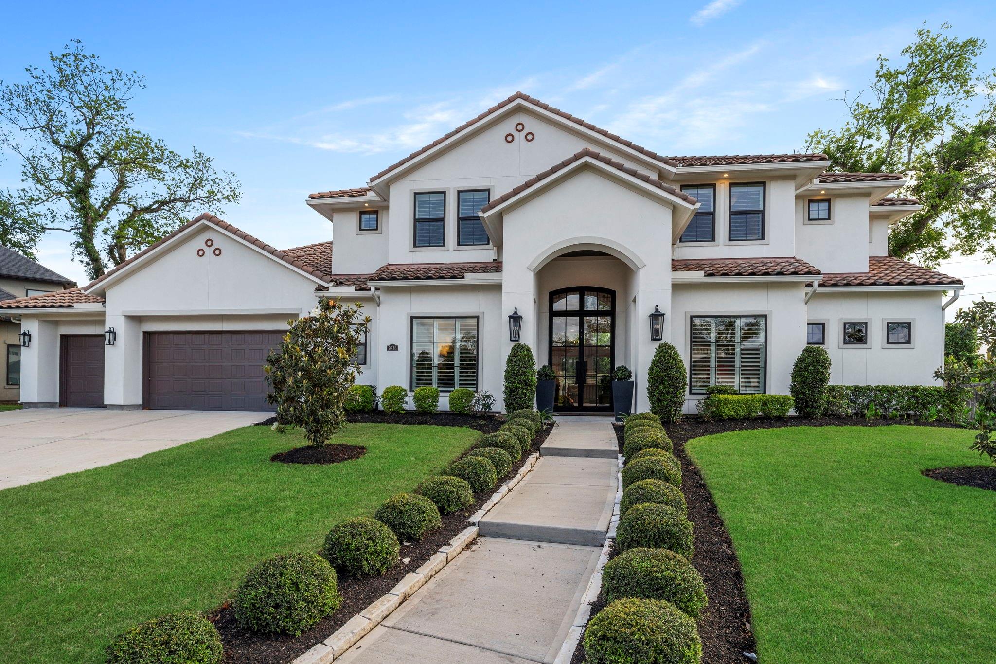 9218 Fox Bend Lane