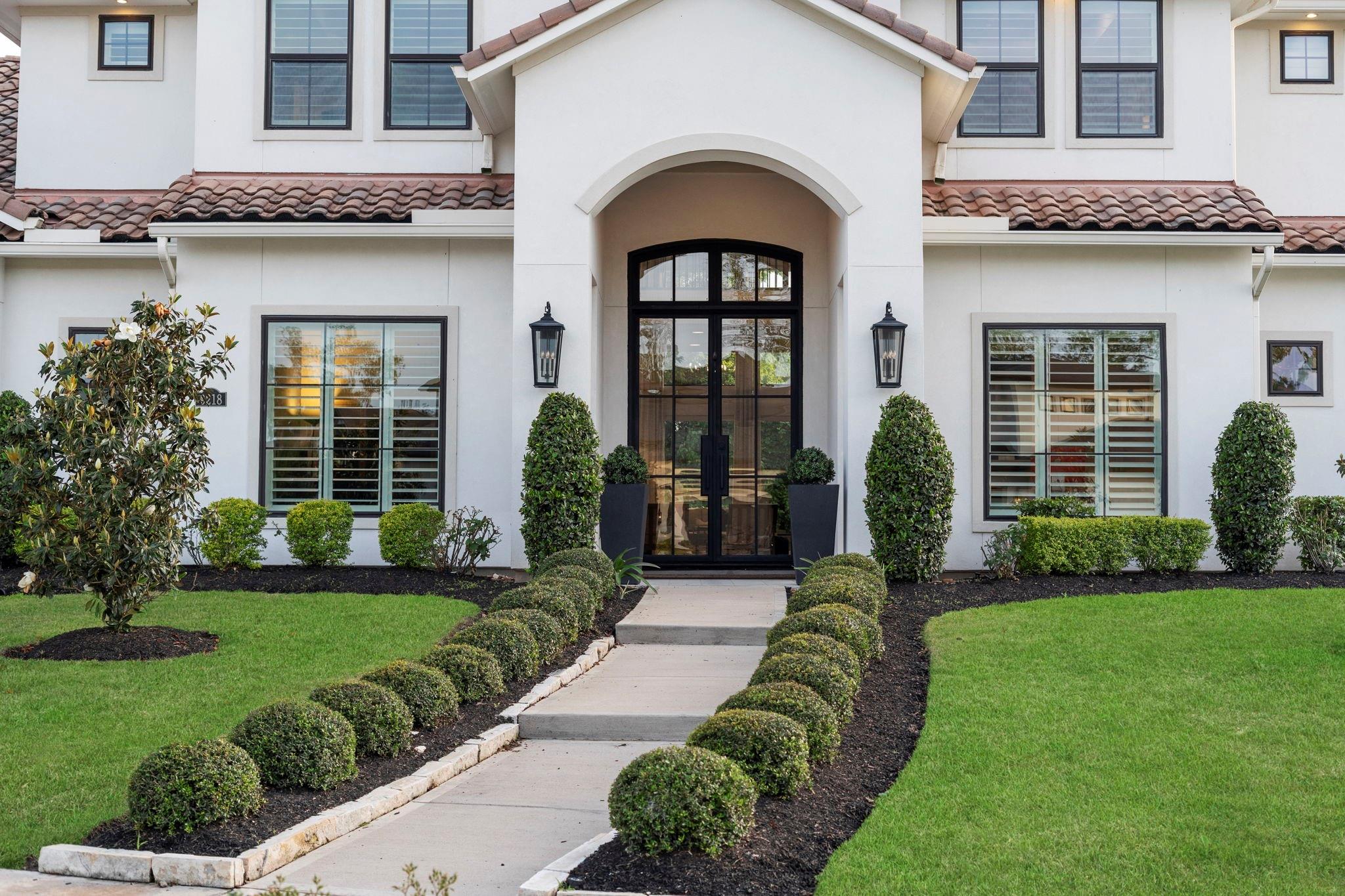 9218 Fox Bend Lane