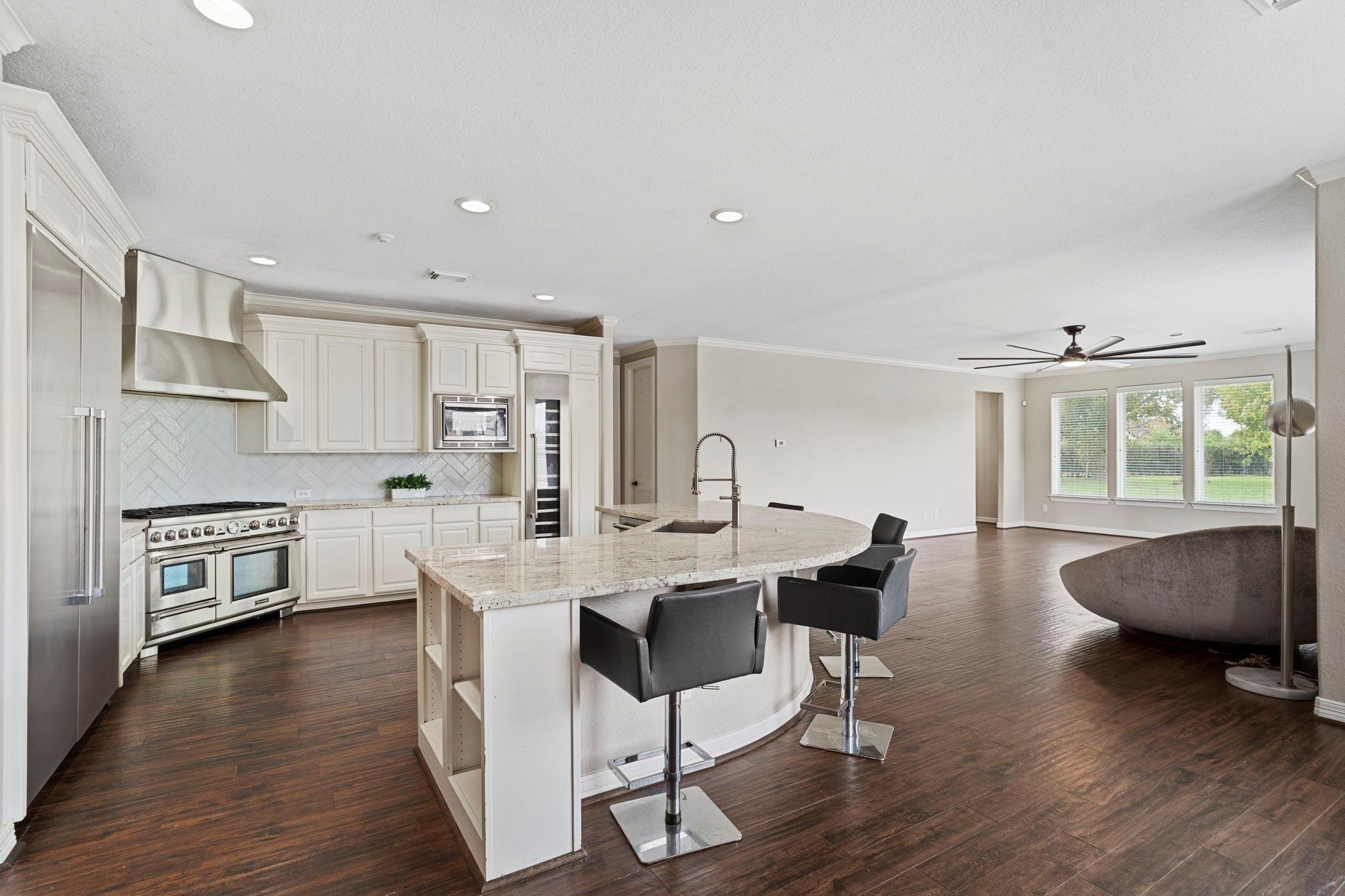 4502 Creek Point Lane