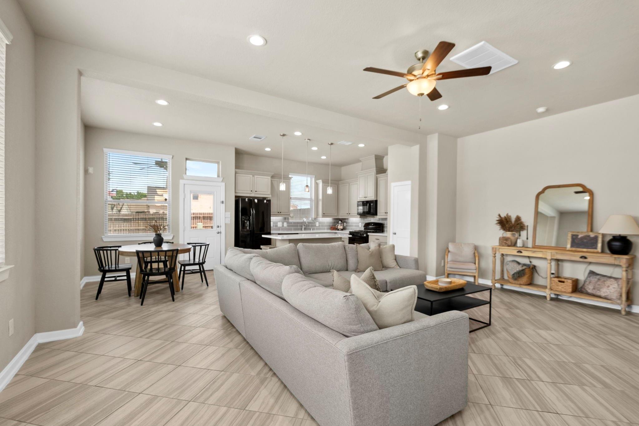 8614 Azalea Crossing Court