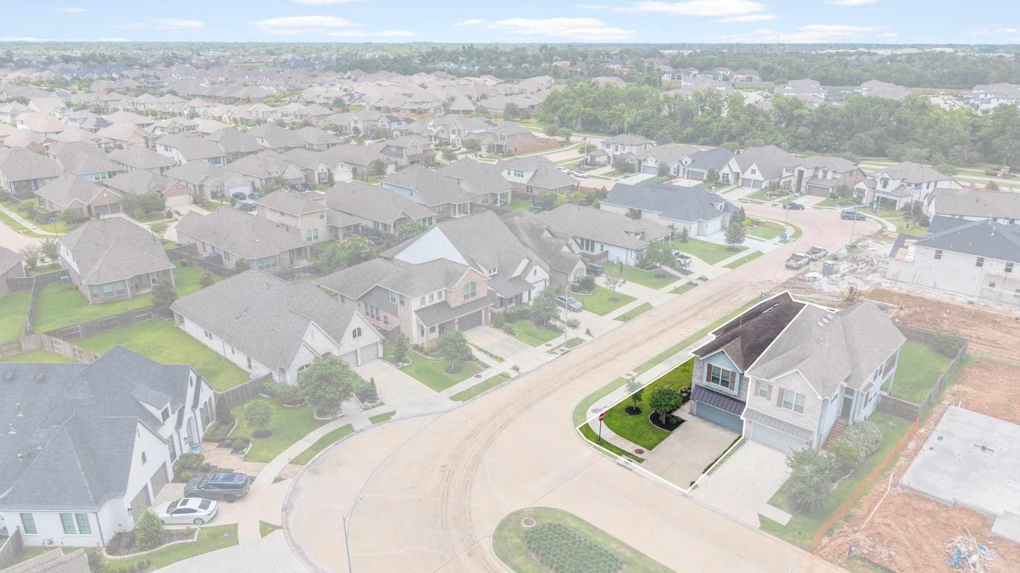 8614 Azalea Crossing Court