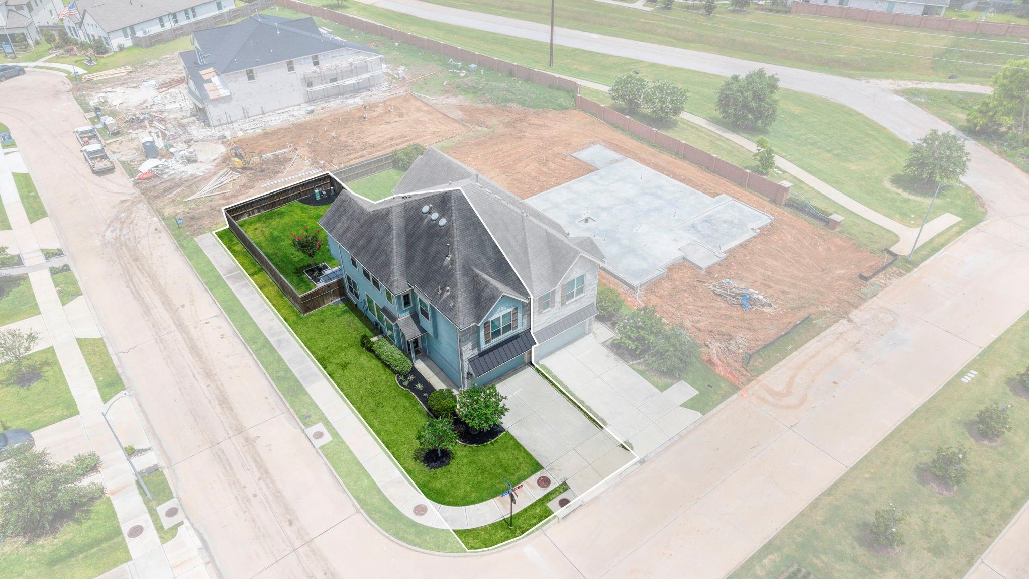 8614 Azalea Crossing Court