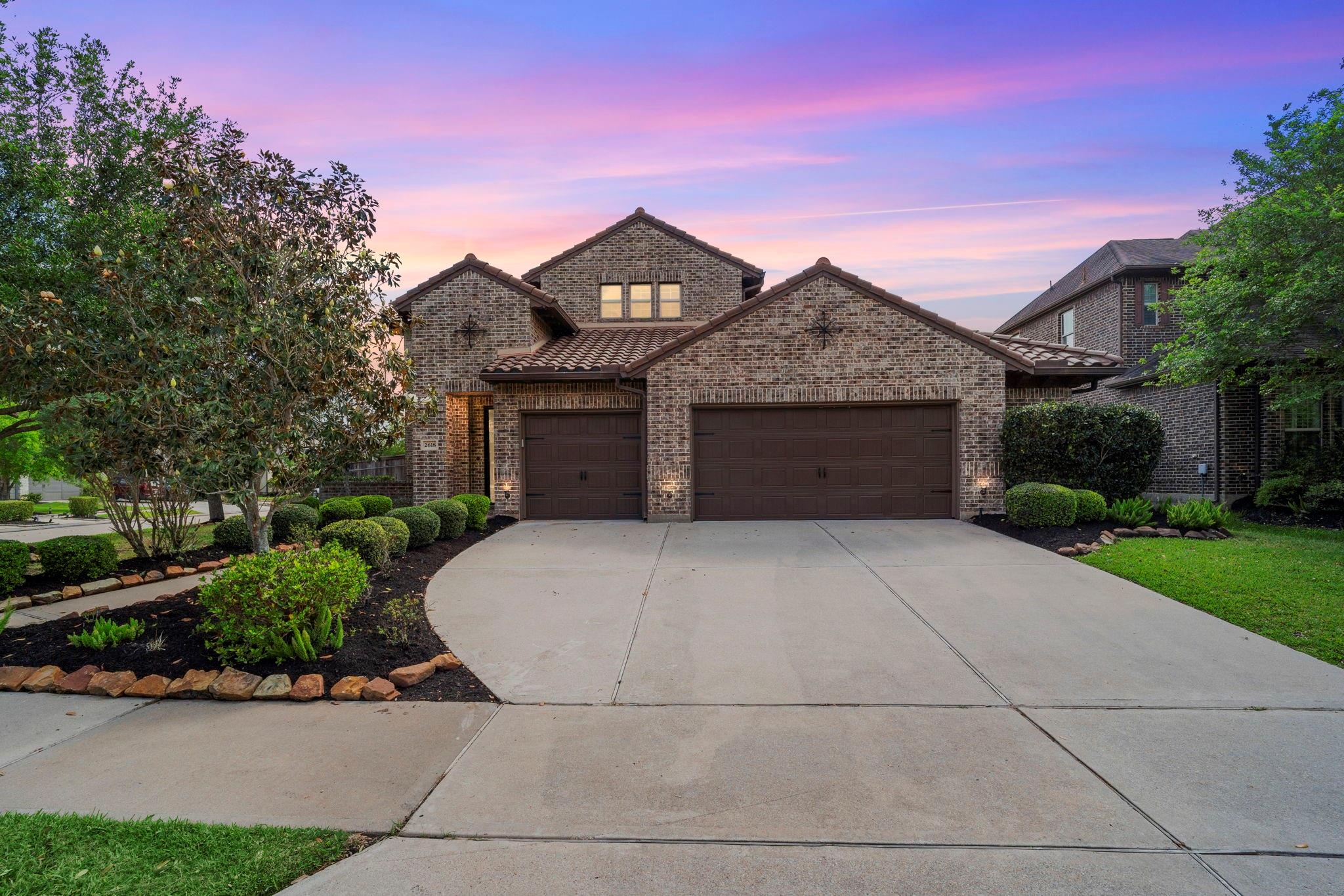 2618 Lazy Vine Lane