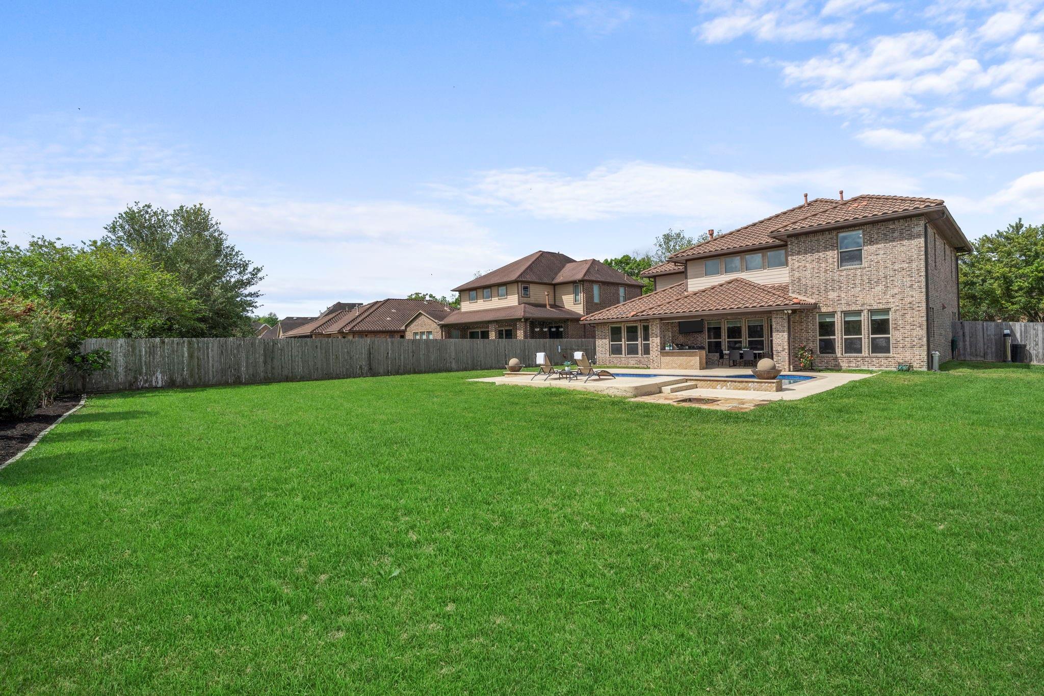2618 Lazy Vine Lane