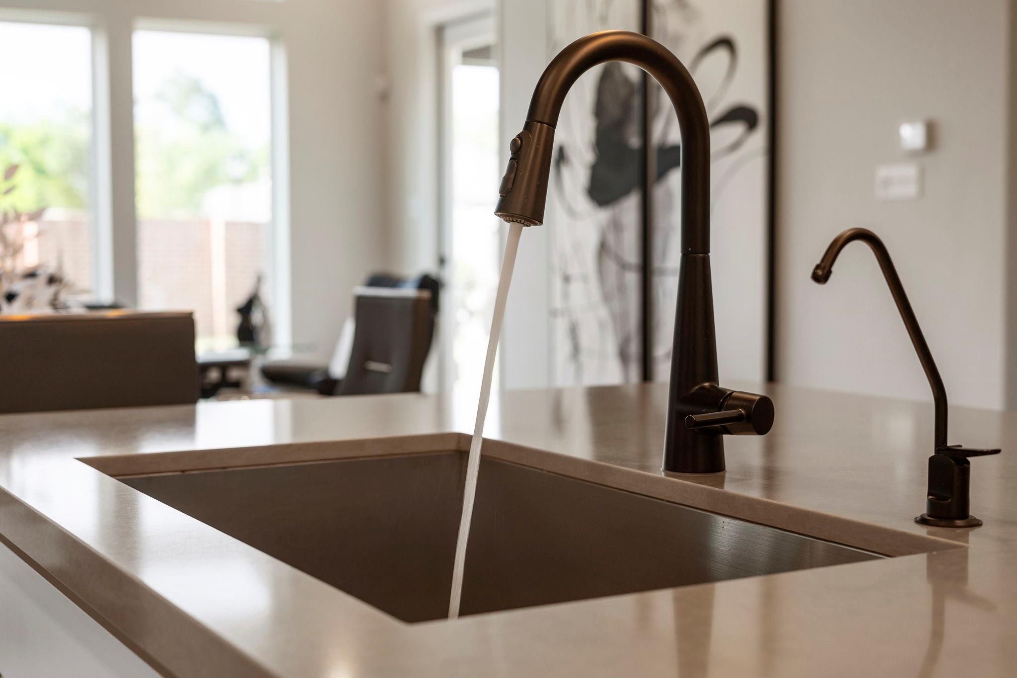 10126 Water Harbor Drive, Missouri City