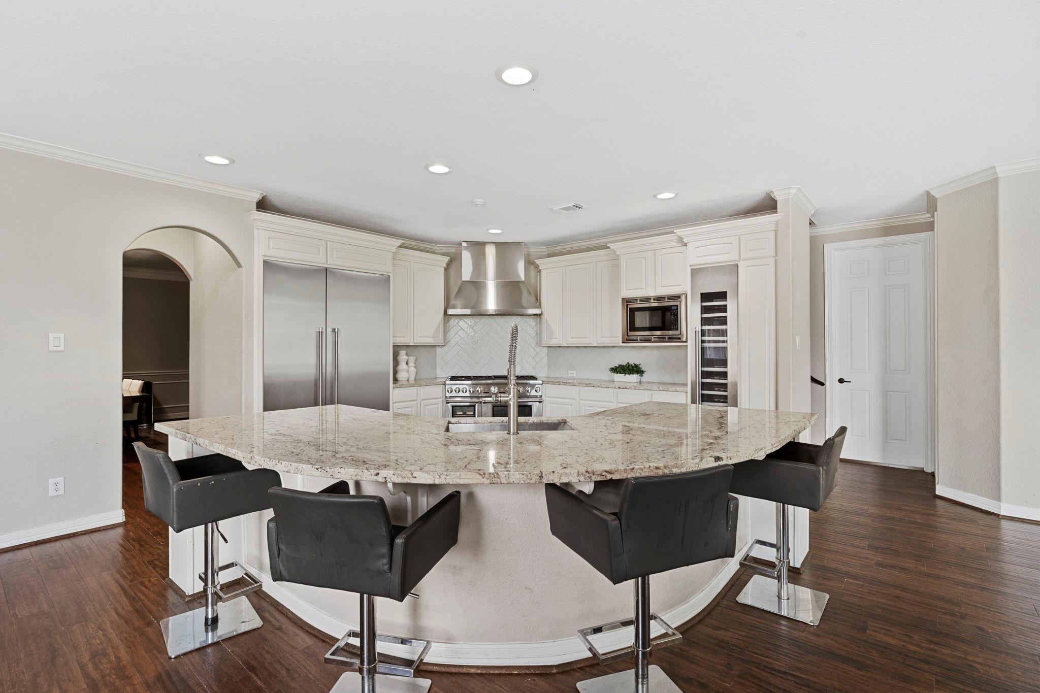 4502 Creek Point Lane