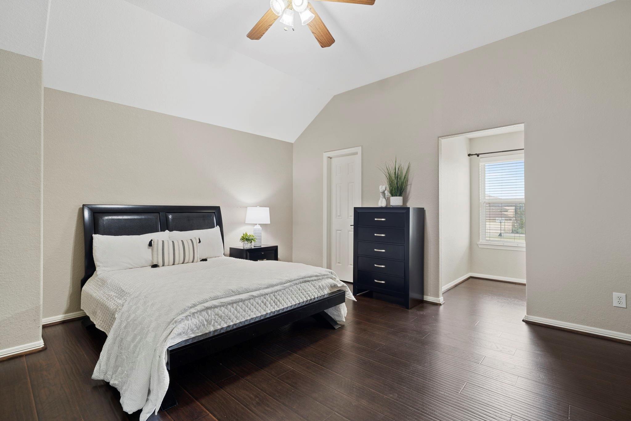 4502 Creek Point Lane