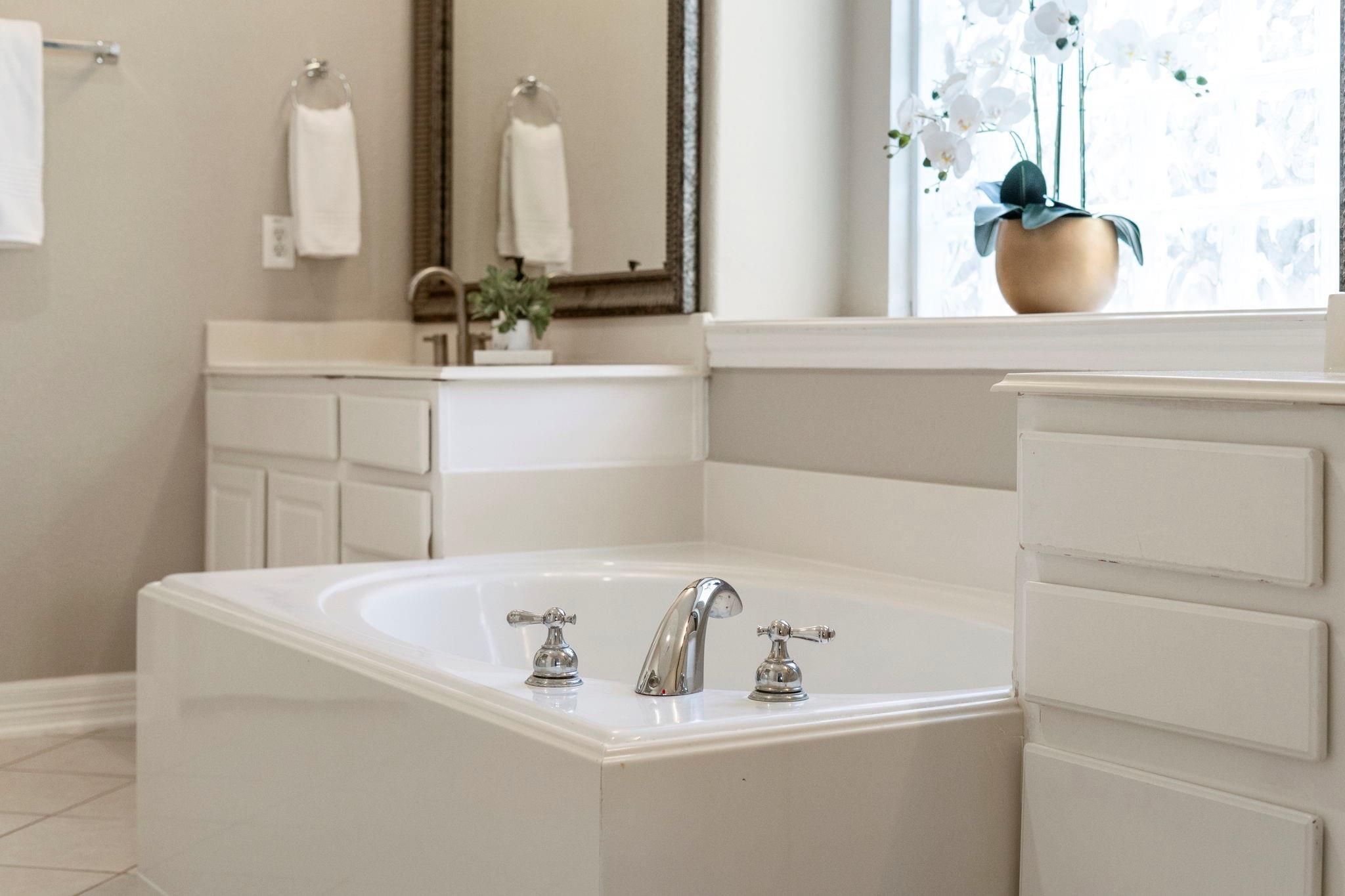 3011 Manchester Cove