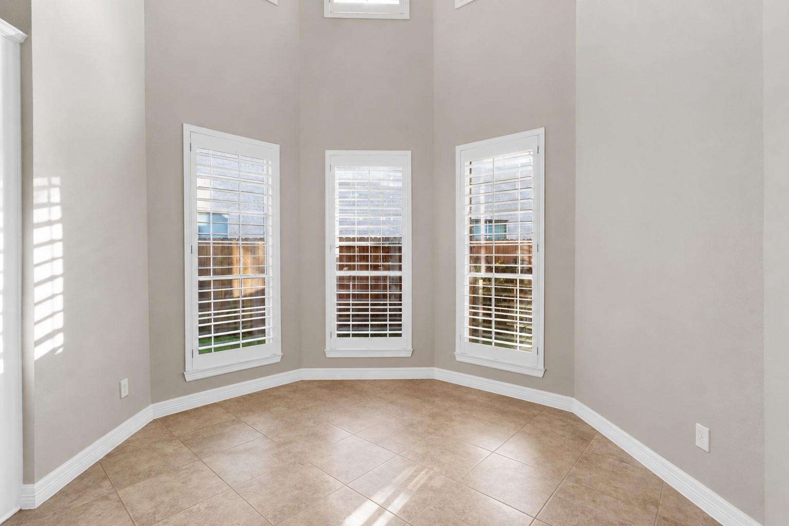 2822 Taylorcrest