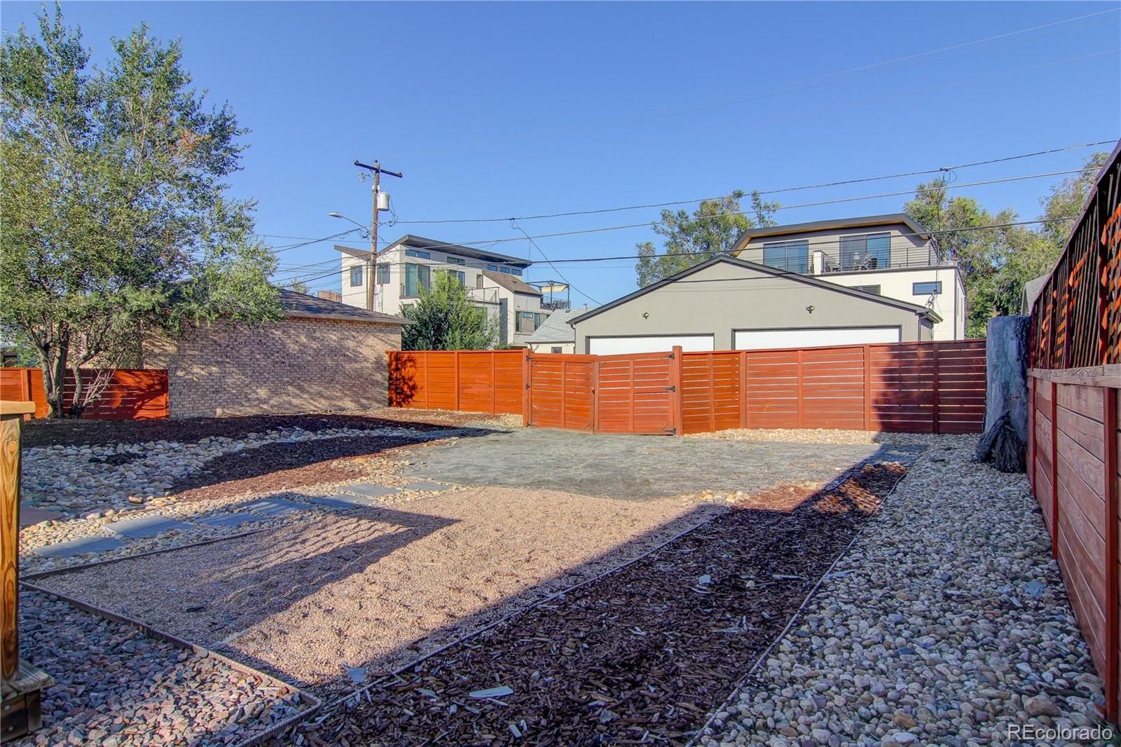 1420 Yates Street